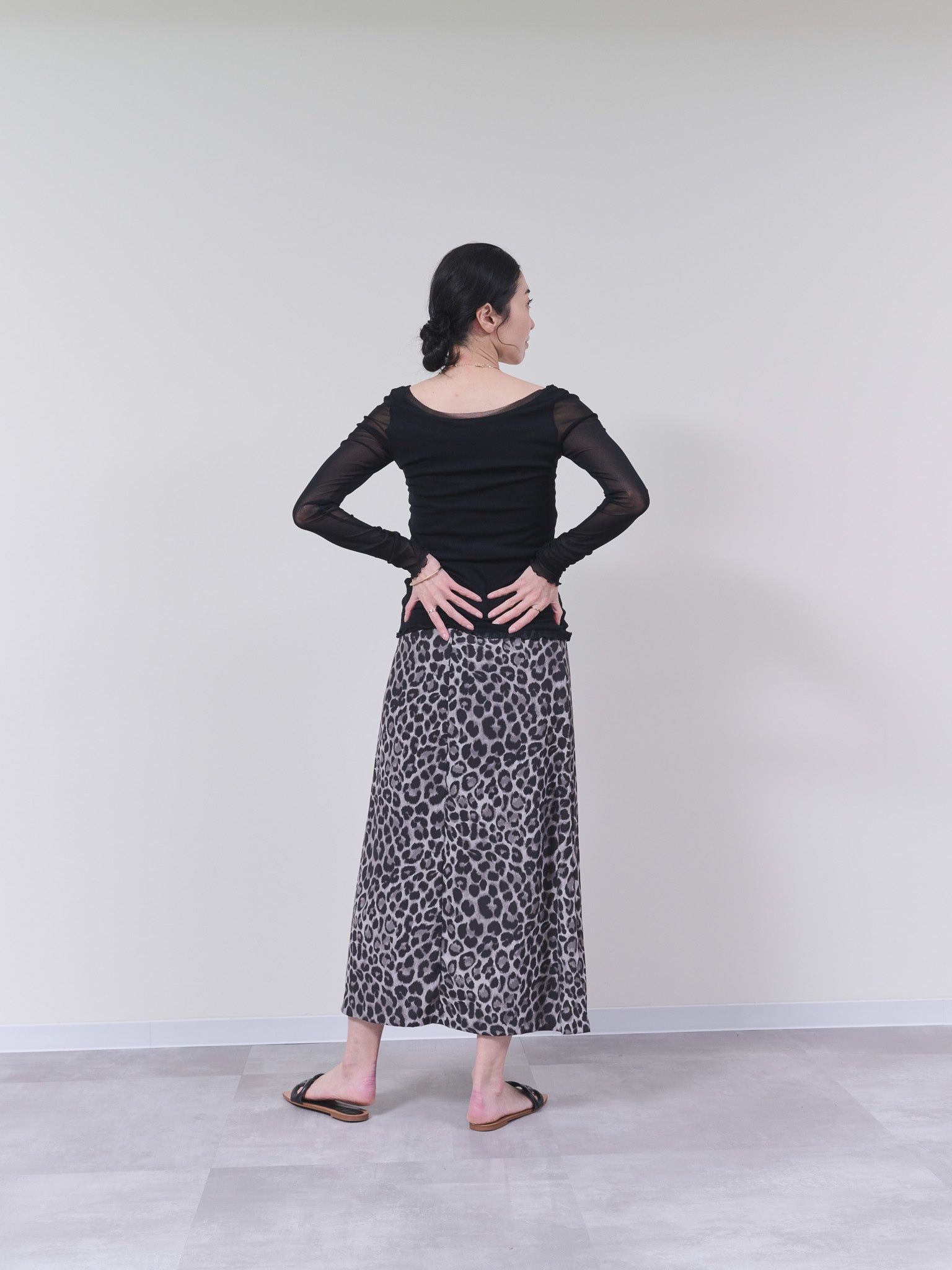 ソフトチュールトップス　[608296] black