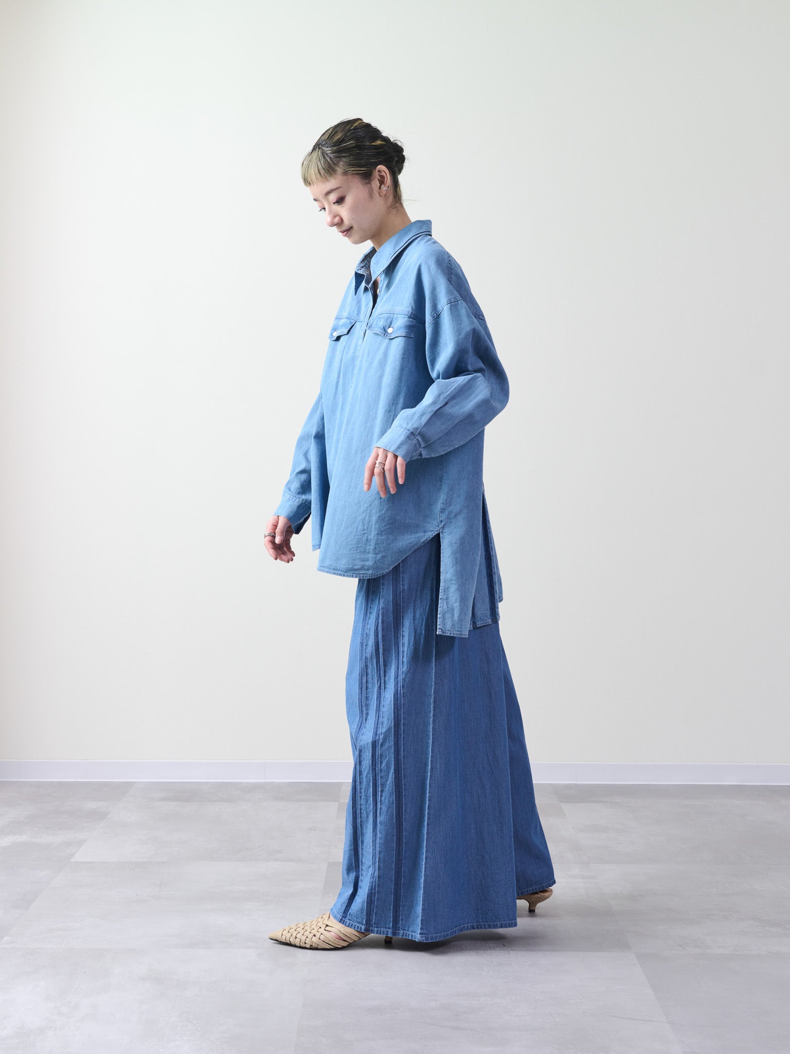 プリーツデニムパンツ [600753]