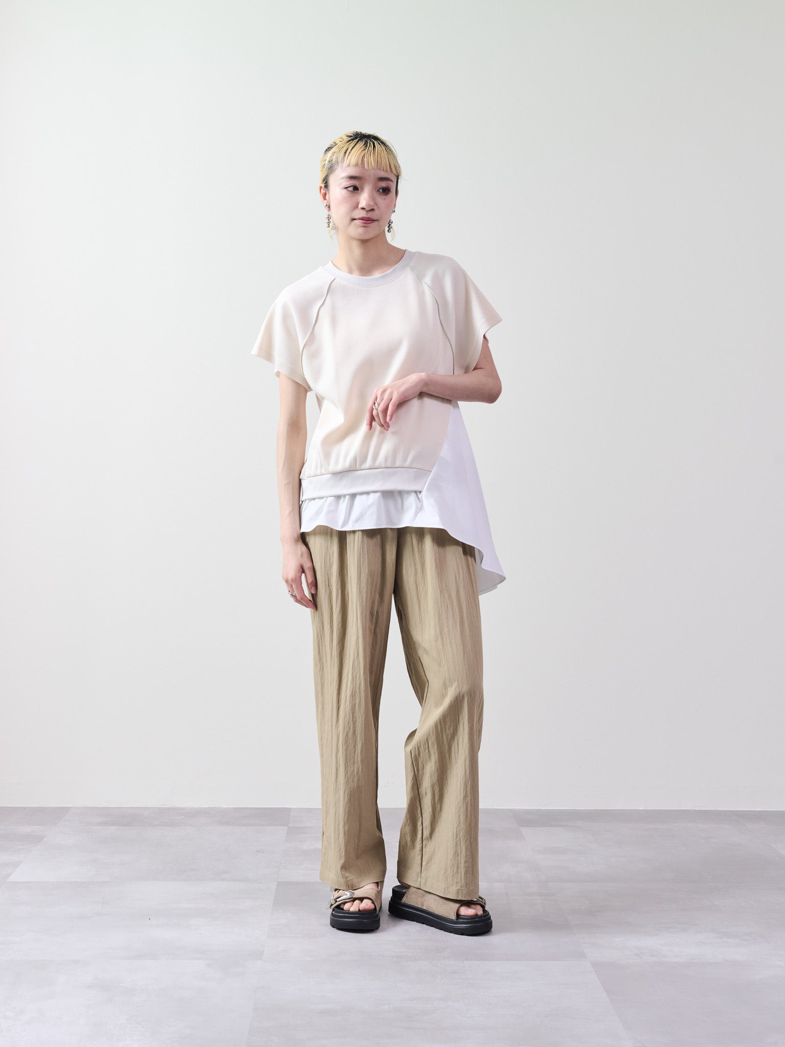 ワッフルアームホール配色アシメヘムトップス [601399] ivory