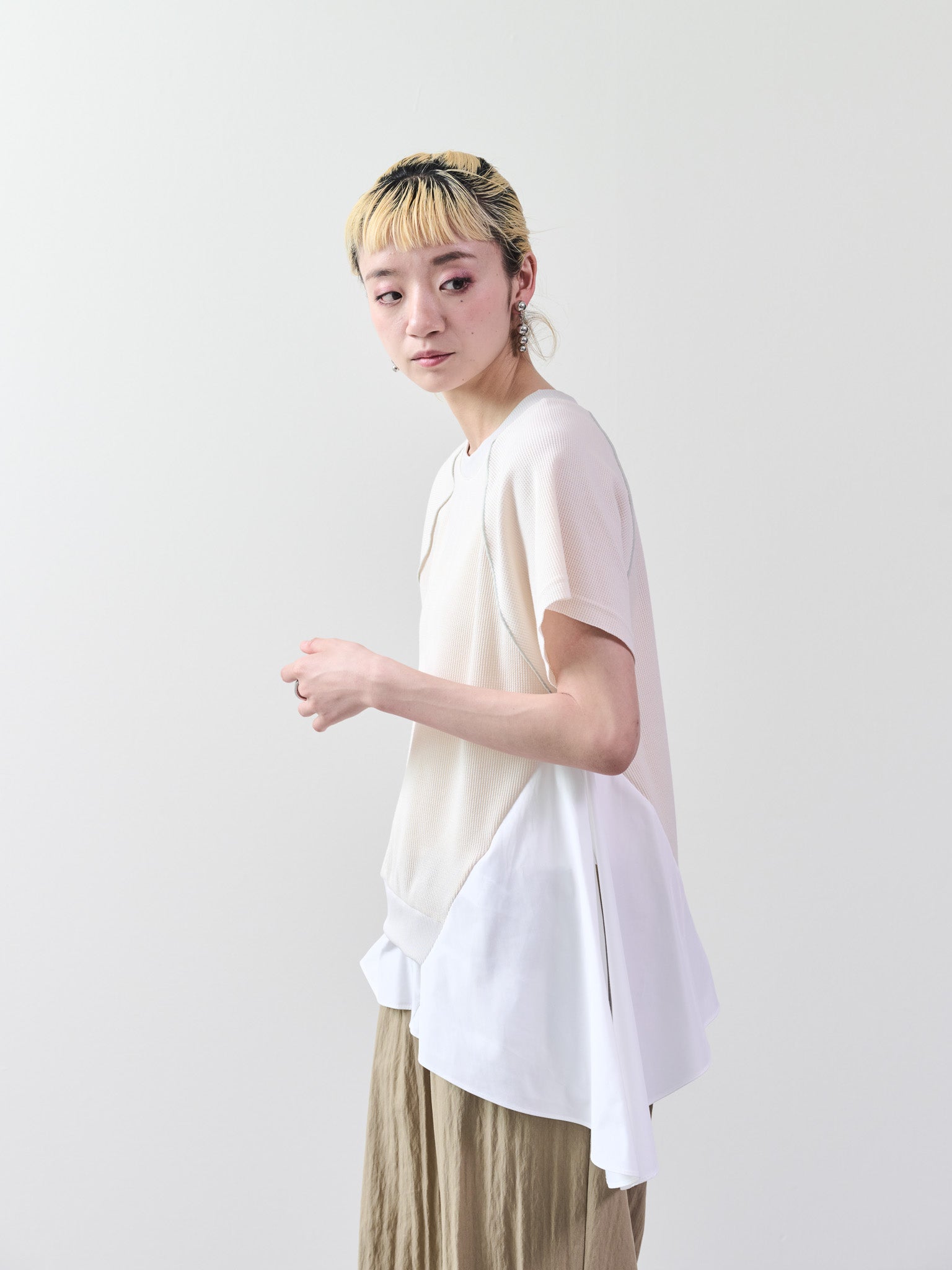 ワッフルアームホール配色アシメヘムトップス [601399] ivory