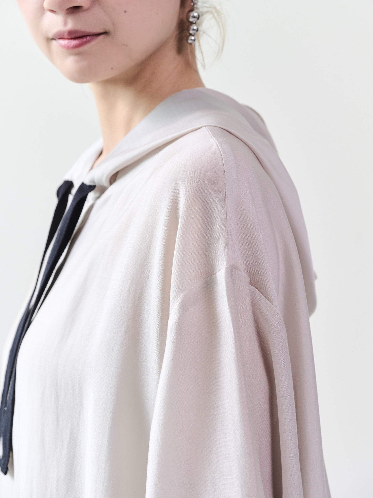 テープ配色シアーフーディートップス [601331] light beige