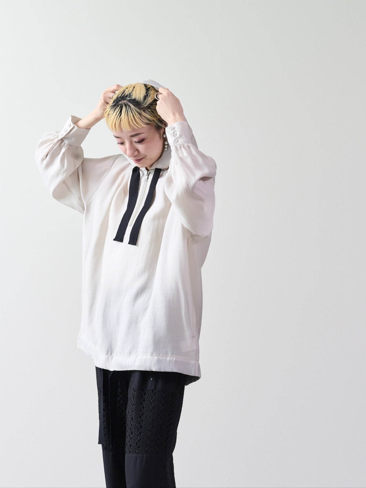テープ配色シアーフーディートップス [601331] light beige
