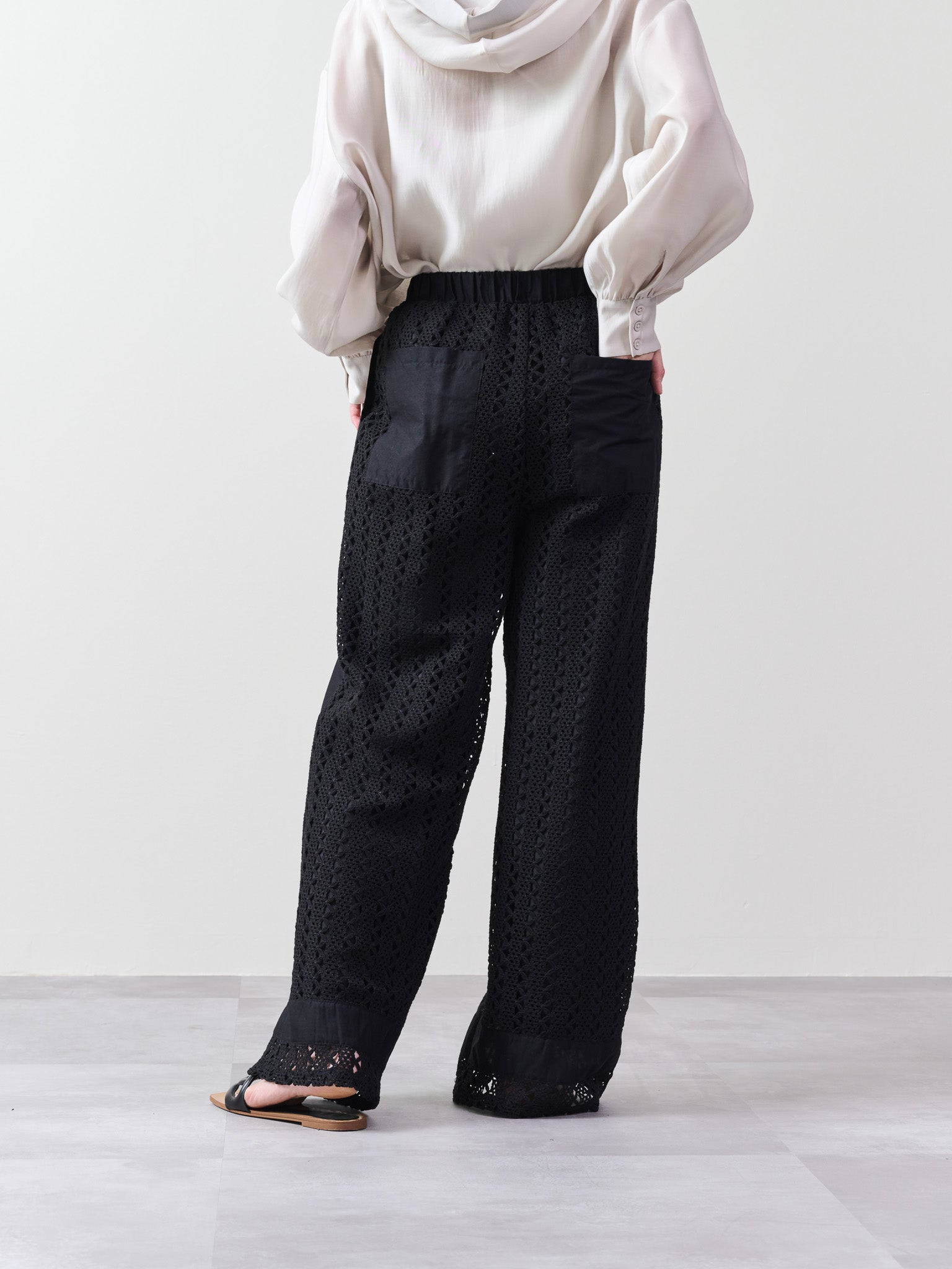 異素材切替レースパンツ [601333] black