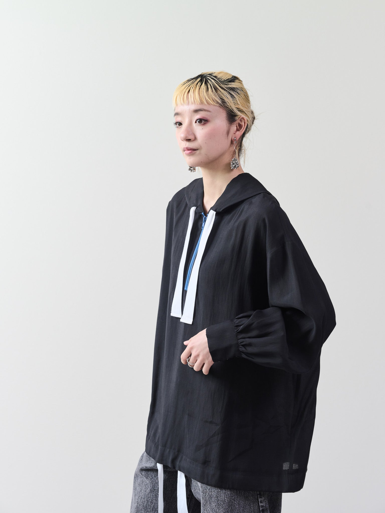 テープ配色シアーフーディートップス [601331] black