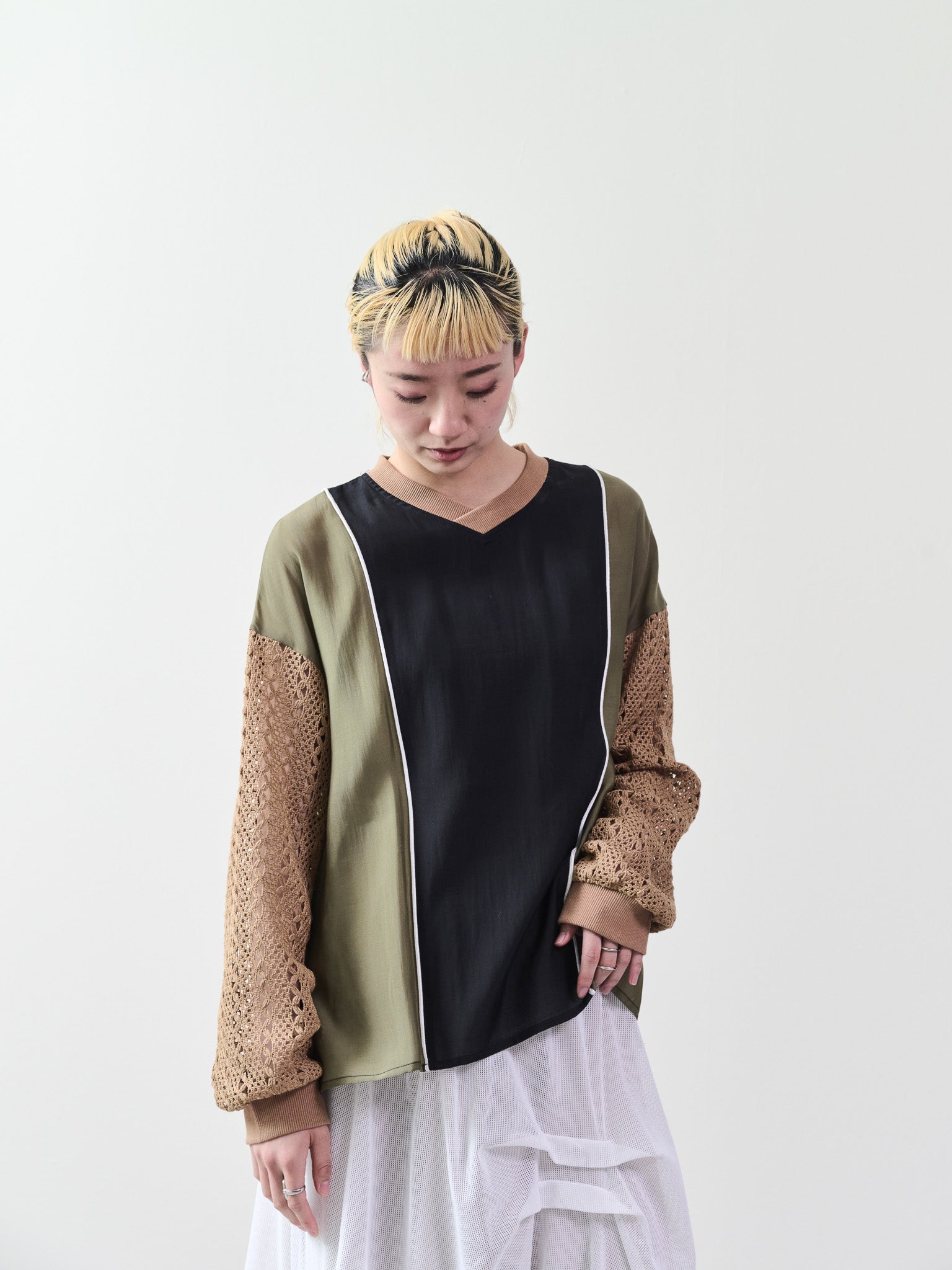 配色異素材切替トップス [601332] black