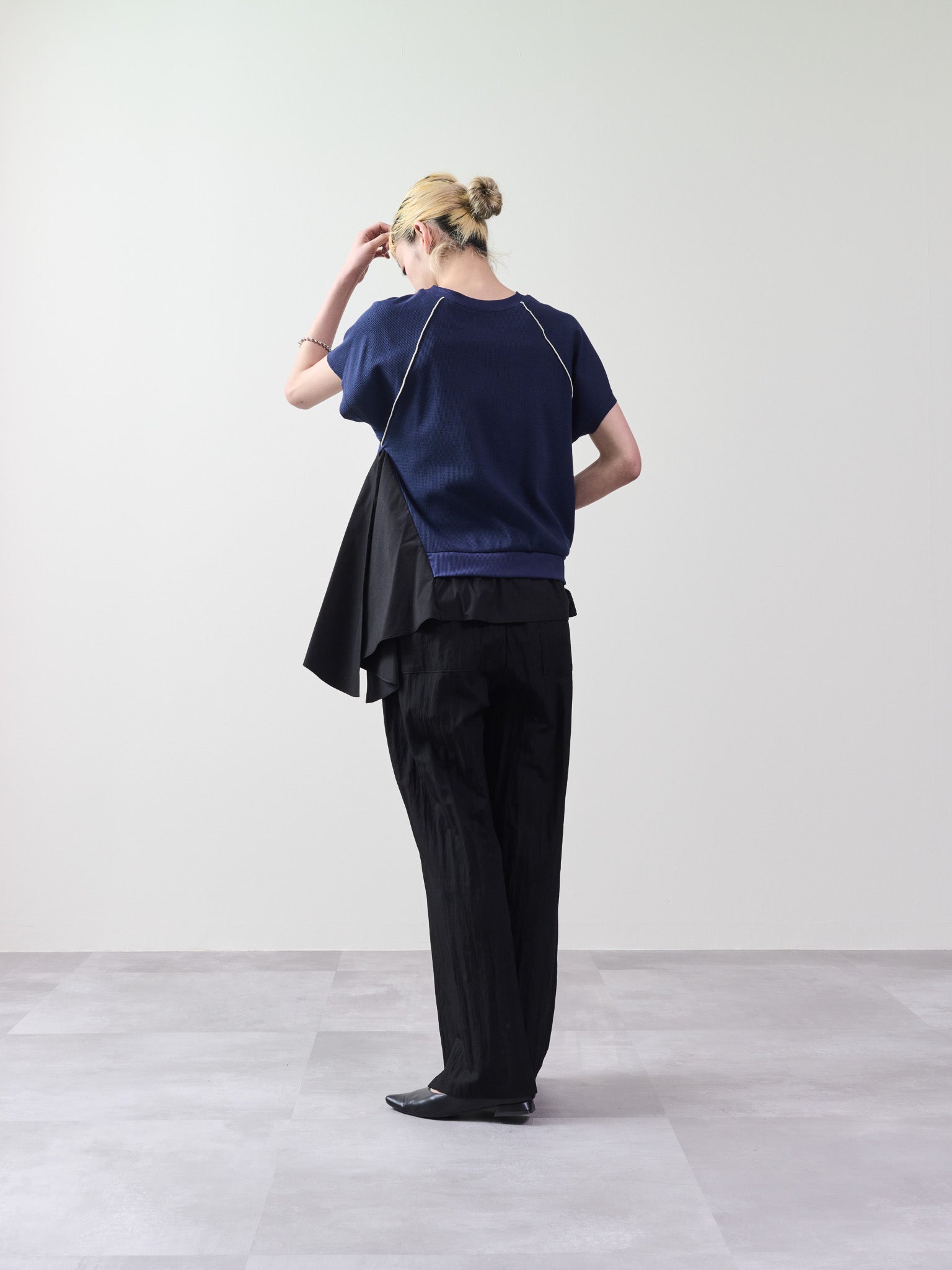 ワッフルアームホール配色アシメヘムトップス [601399] navy
