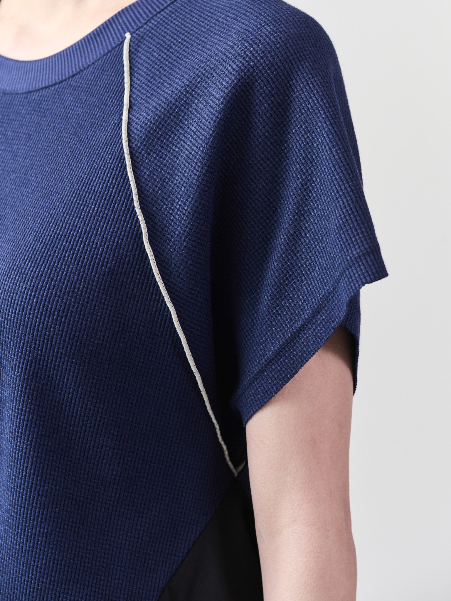 ワッフルアームホール配色アシメヘムトップス [601399] navy