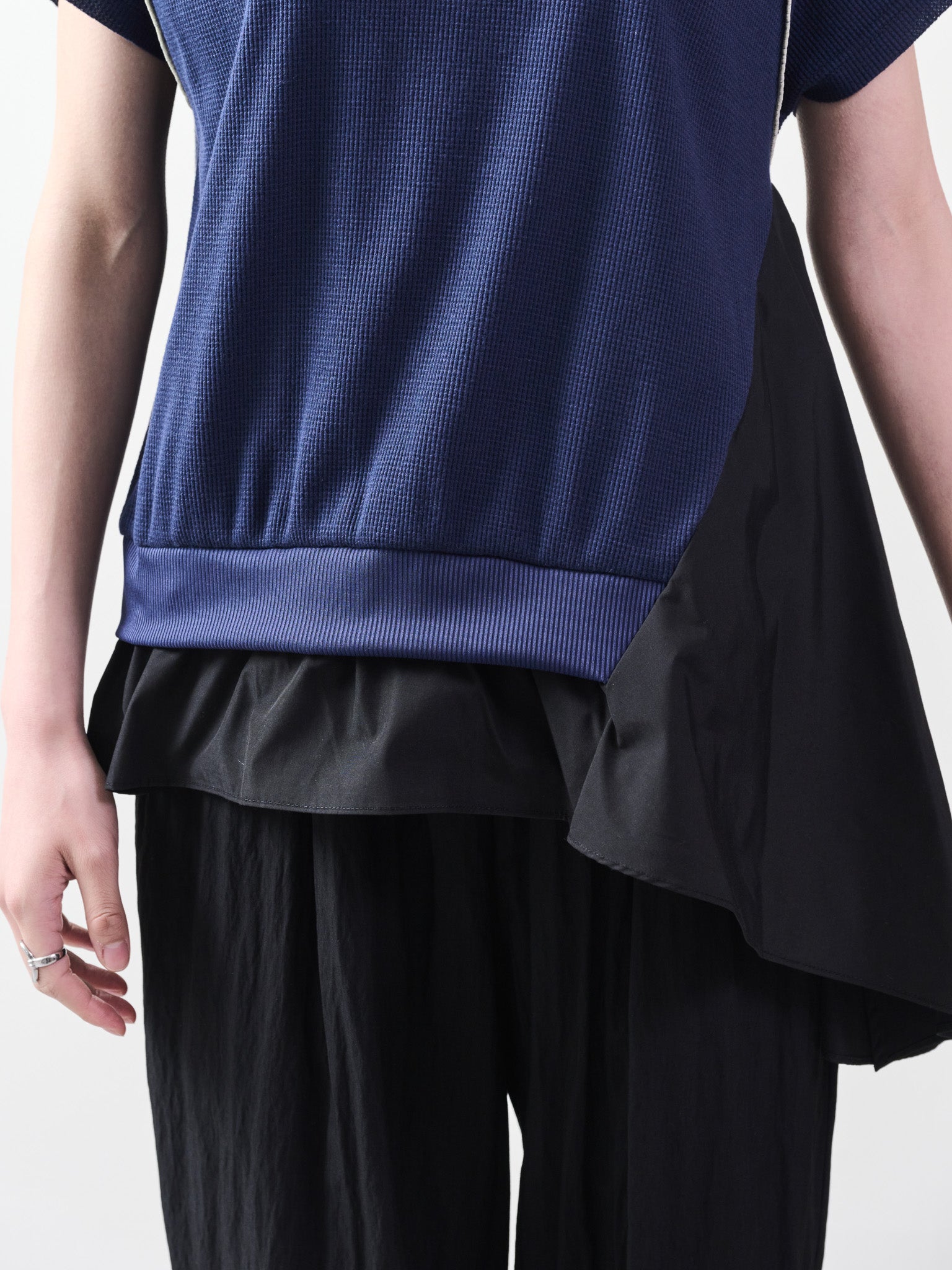 ワッフルアームホール配色アシメヘムトップス [601399] navy