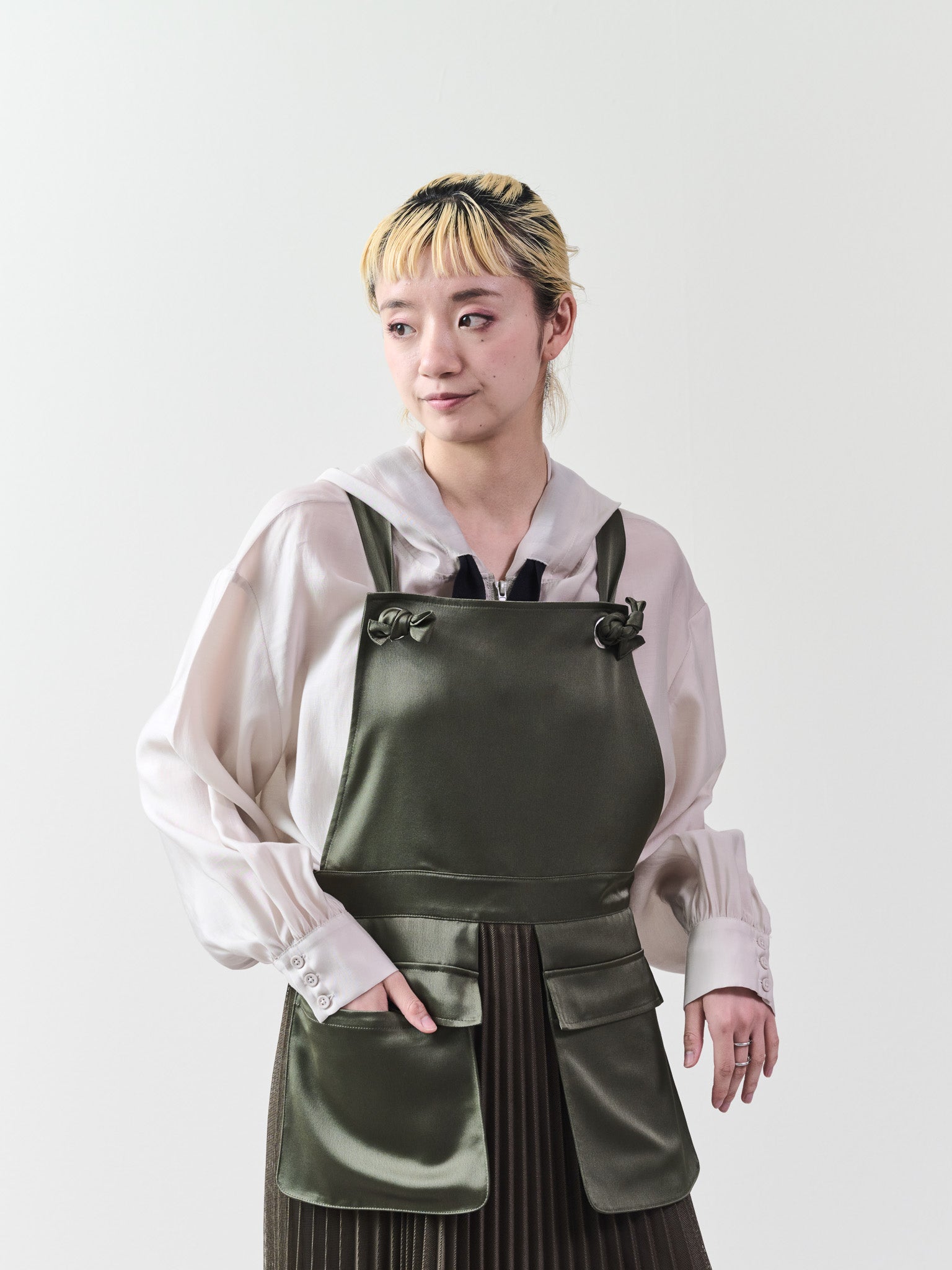 メッシュプリーツサロペットワンピース [601330] khaki