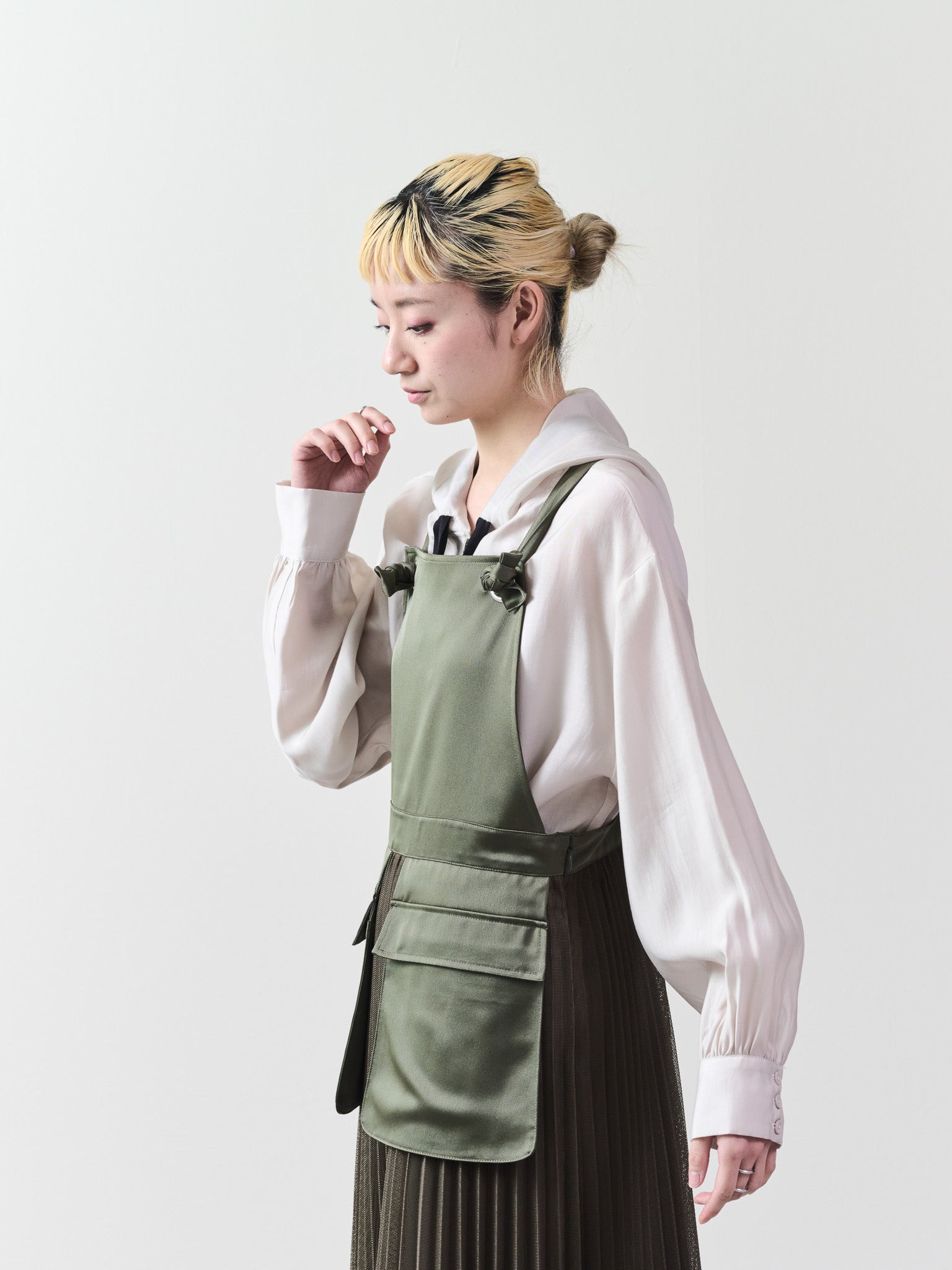 メッシュプリーツサロペットワンピース [601330] khaki