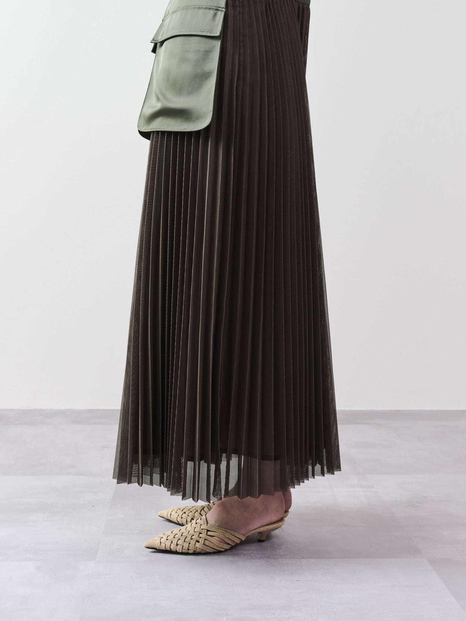 メッシュプリーツサロペットワンピース [601330] khaki