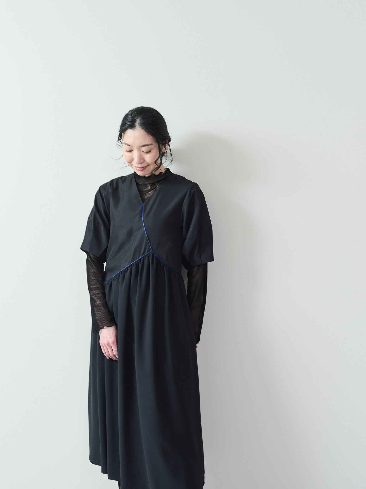 配色パイピングパネルフレアワンピース [601320] black