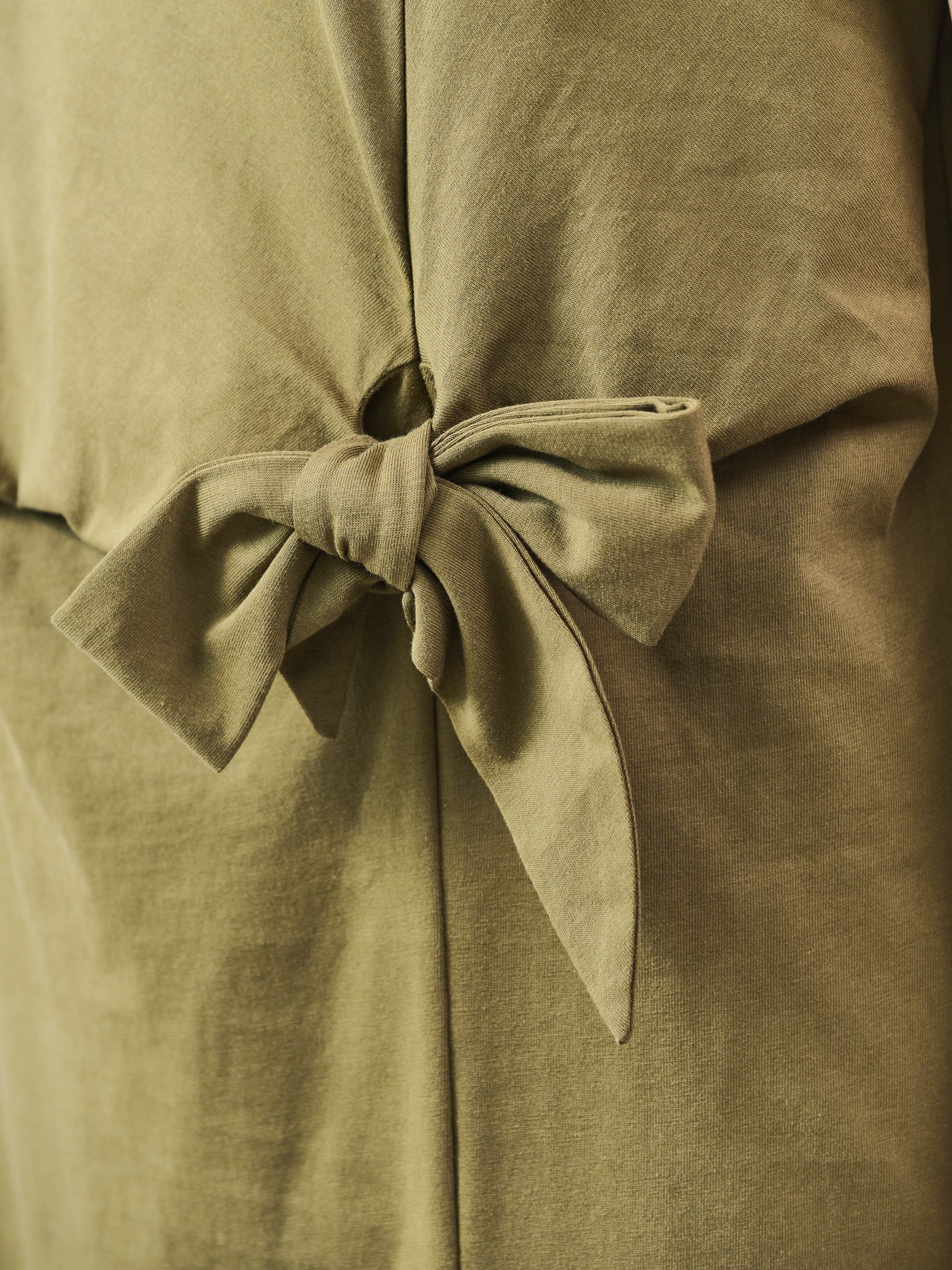 フロントリボン配色ステッチワンピース [601326] khaki