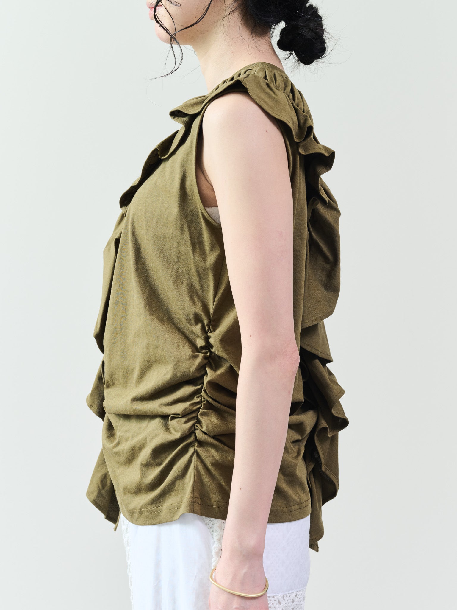 アシメフリルギャザーノースリトップス [601324] khaki