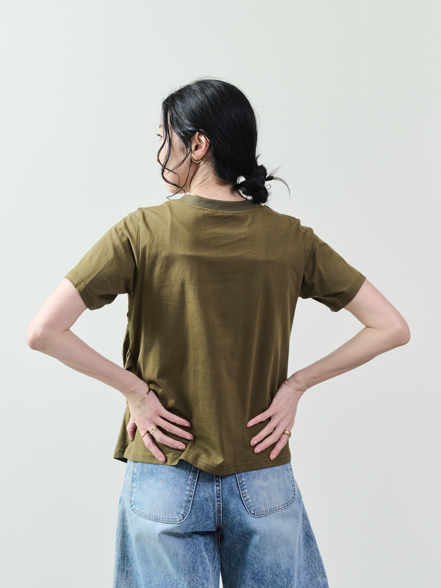 フロントツイストアシメヘムトップス [601325] khaki