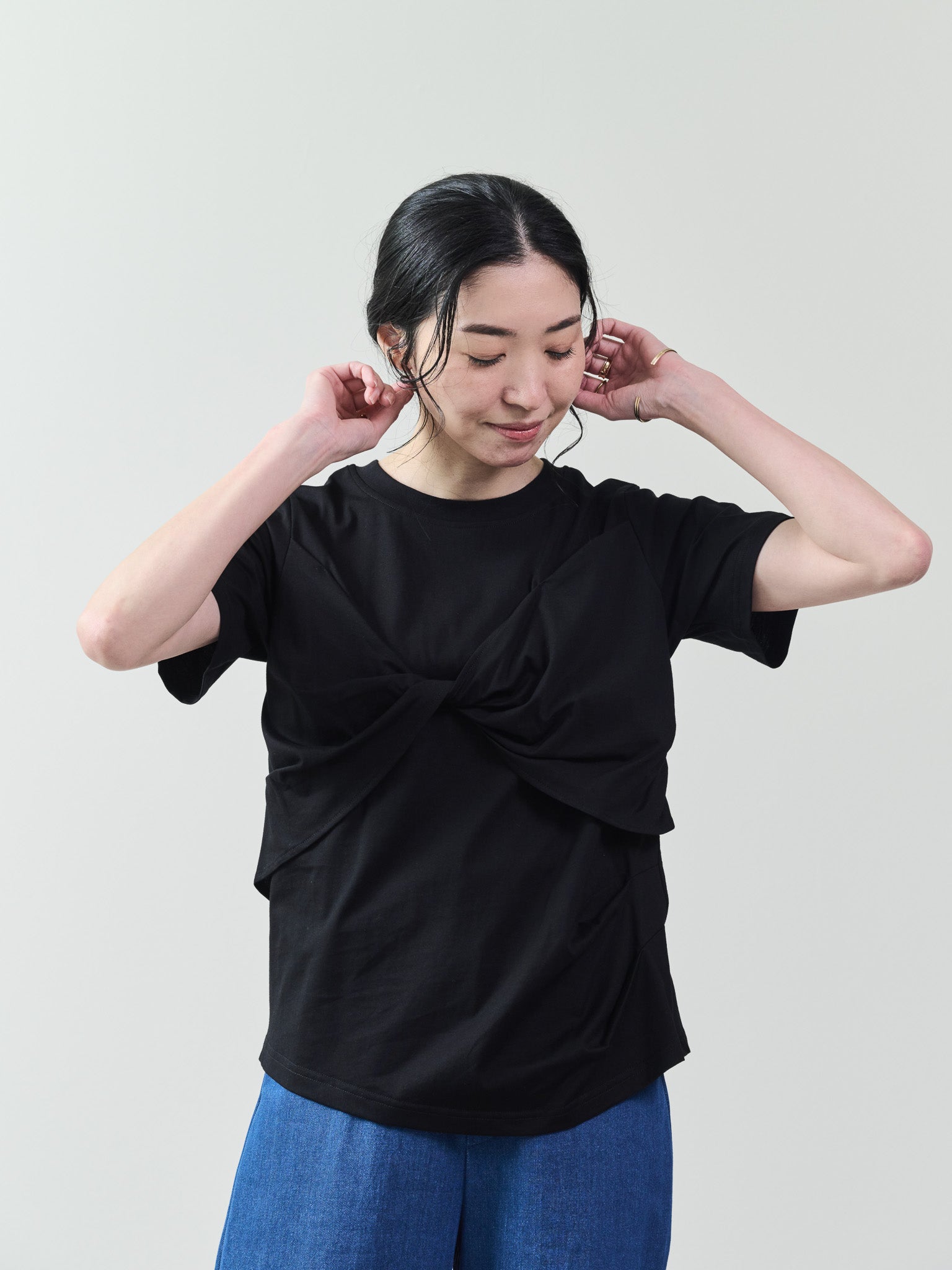 フロントツイストアシメヘムトップス [601325] black