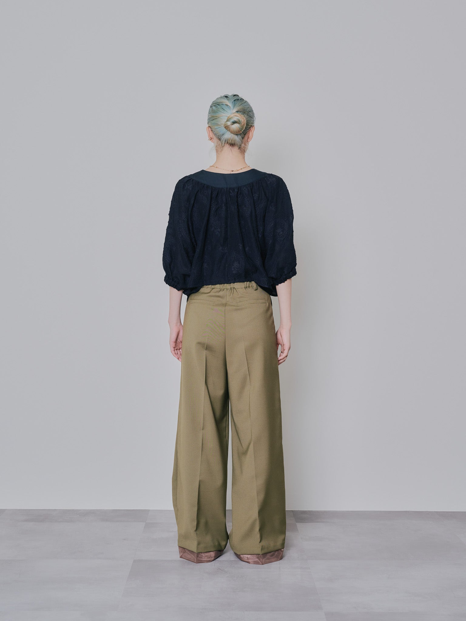 ヘムシアーパンツ　[605521] khaki
