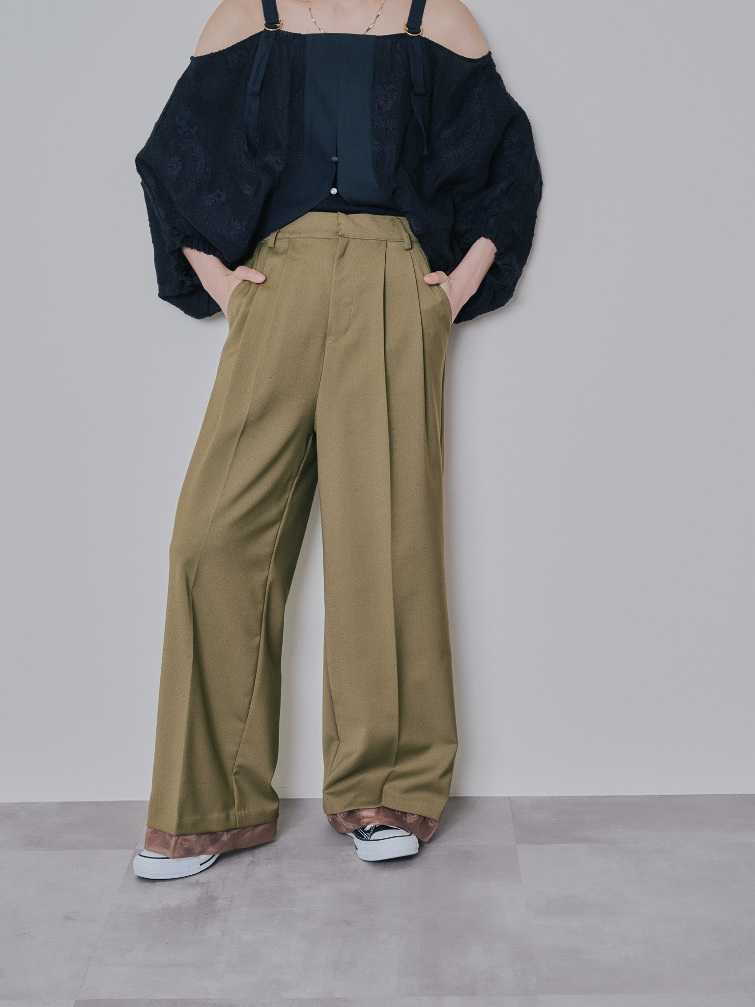 ヘムシアーパンツ　[605521] khaki
