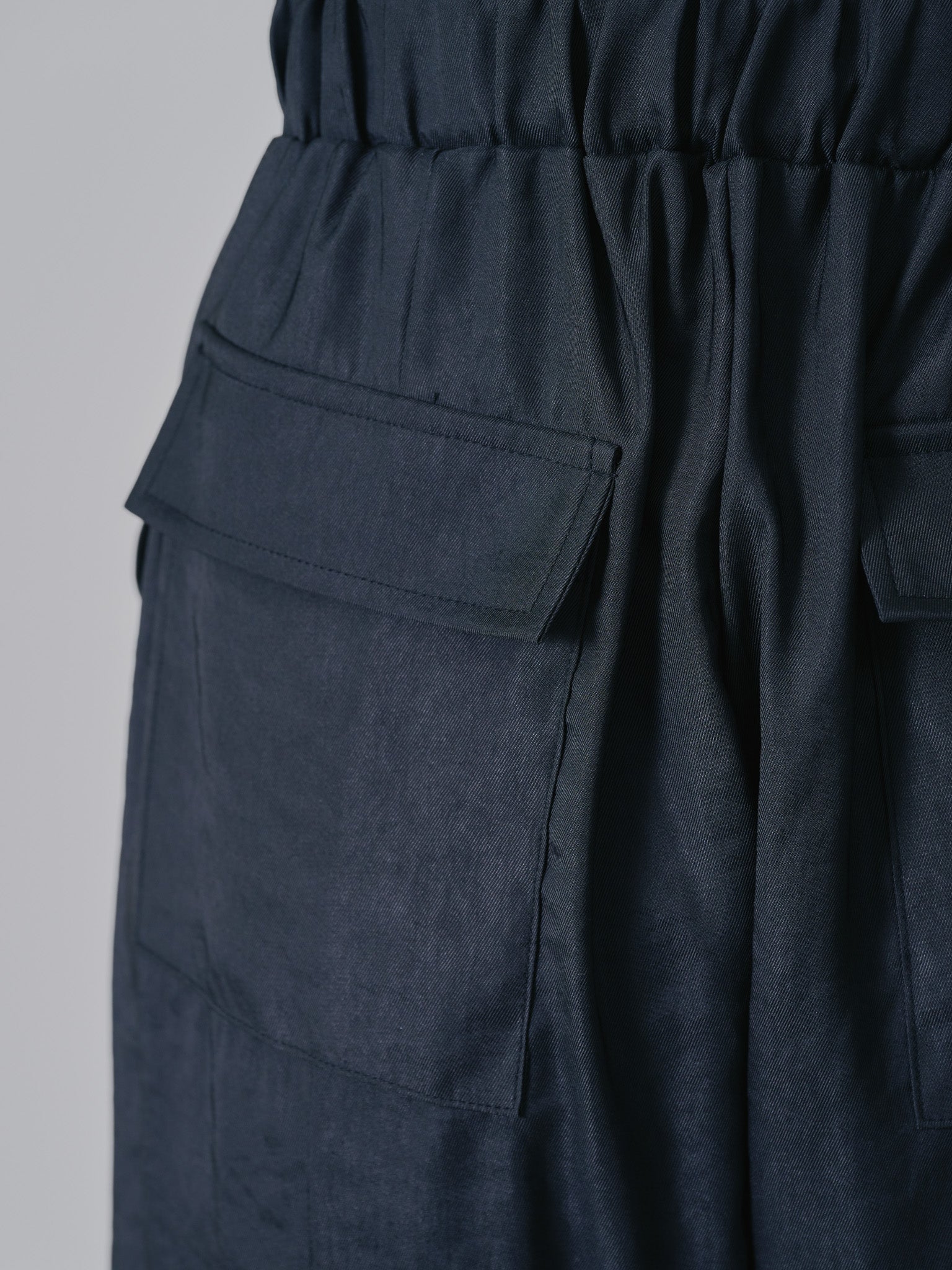 ヘムジップコクーンパンツ [601309] black