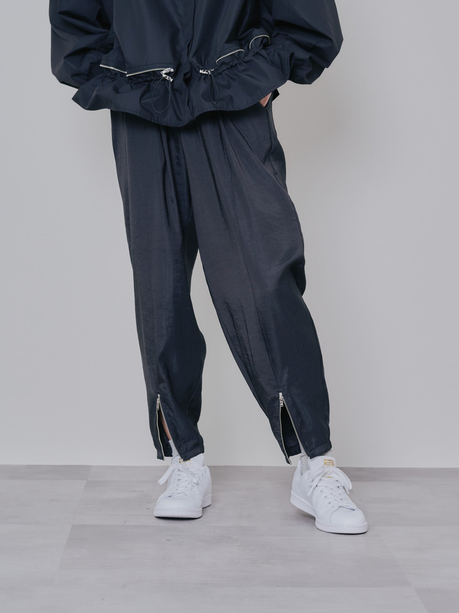 ヘムジップコクーンパンツ [601309] black