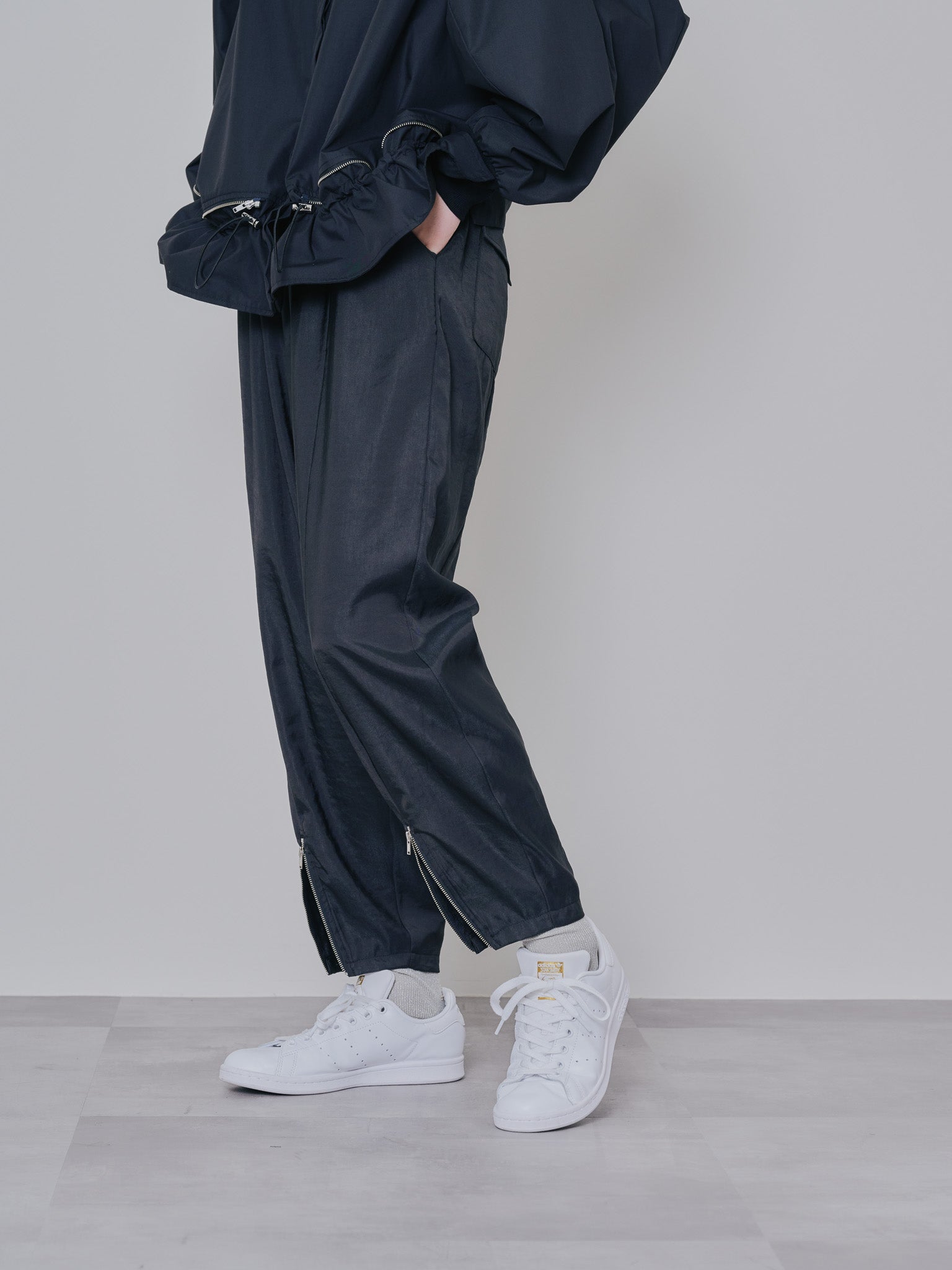 ヘムジップコクーンパンツ [601309] black