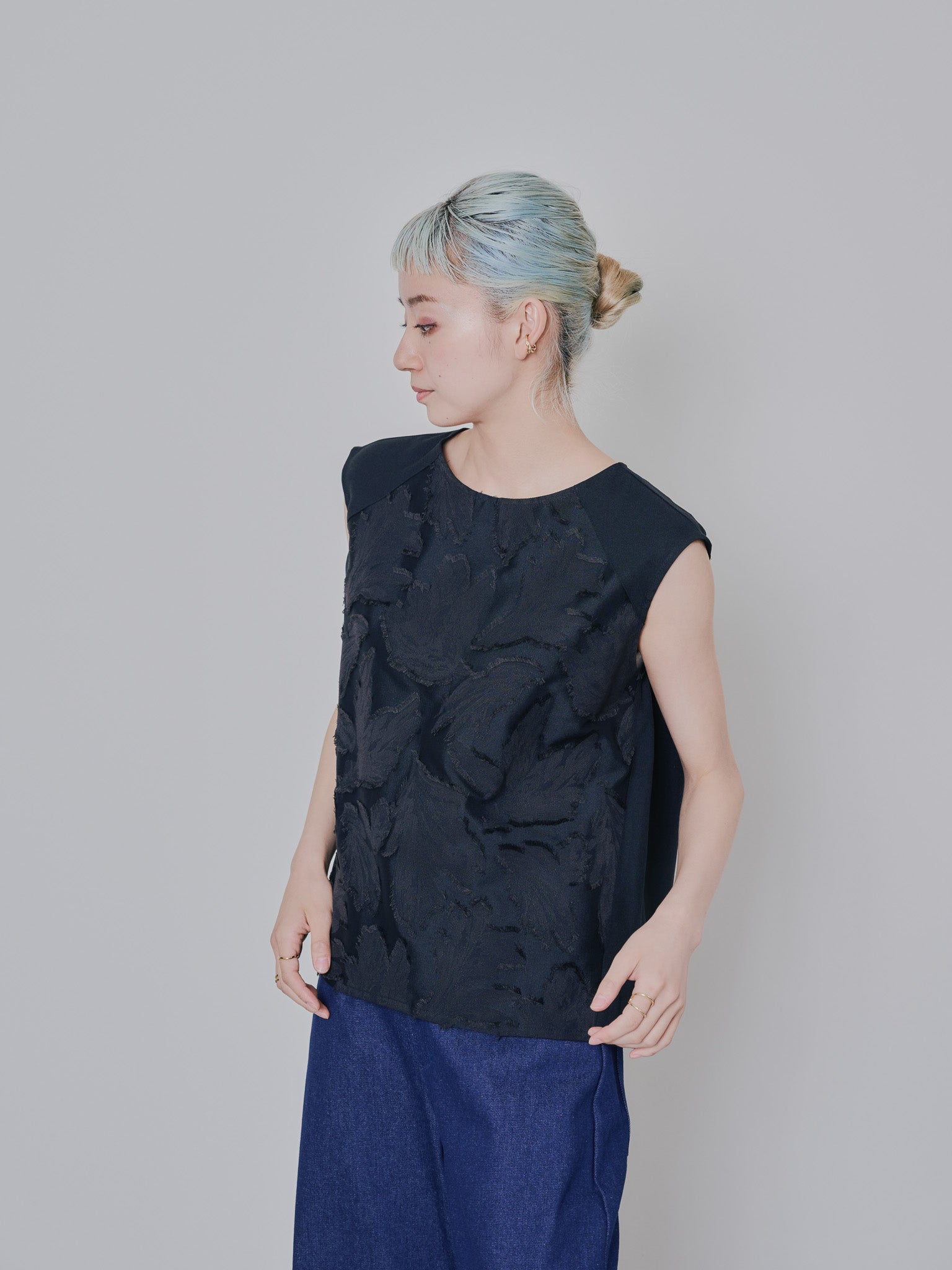 フロントリーフジャガードトップス [603307] black