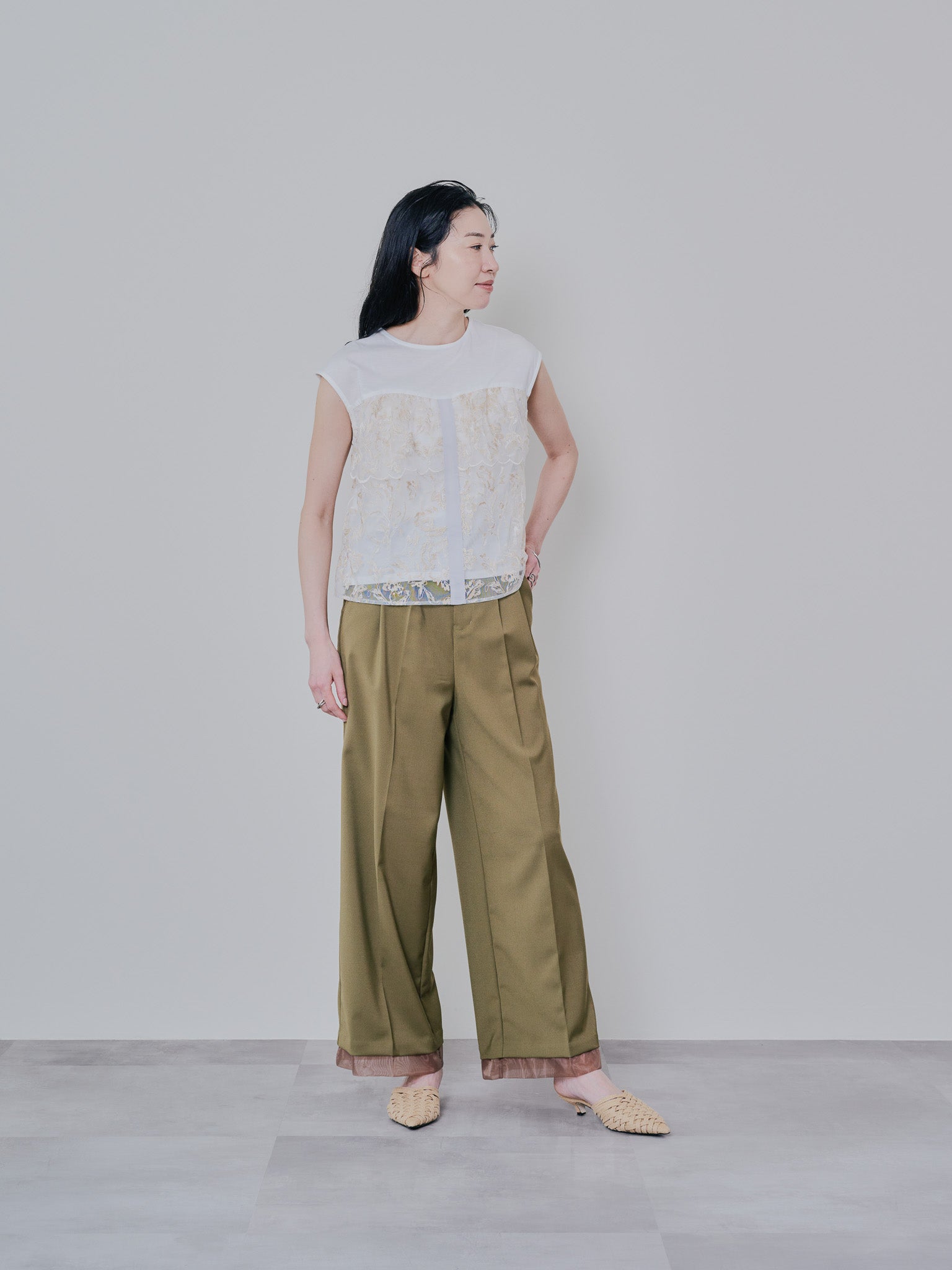 ヘムシアーパンツ　[605521] khaki
