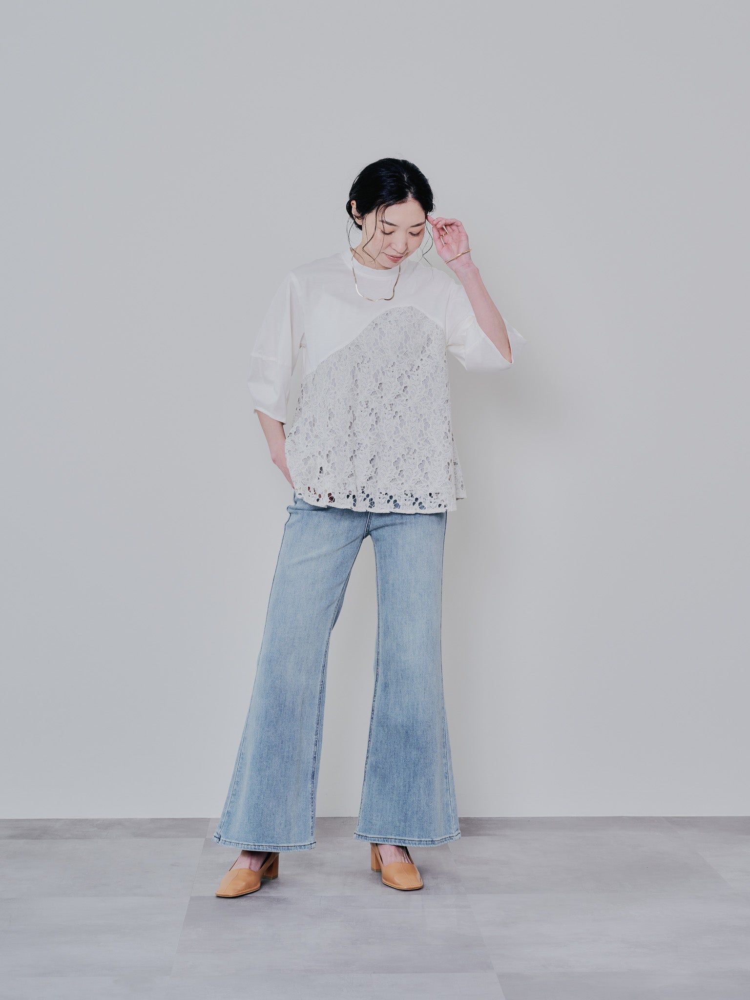 バックタイヘムレース切替トップス [603327] beige