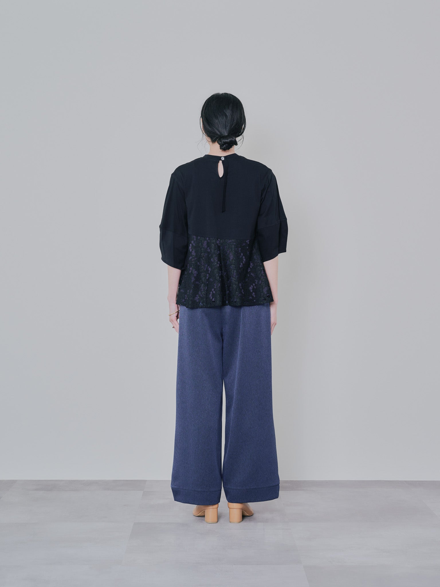 バックタイヘムレース切替トップス [603327] black