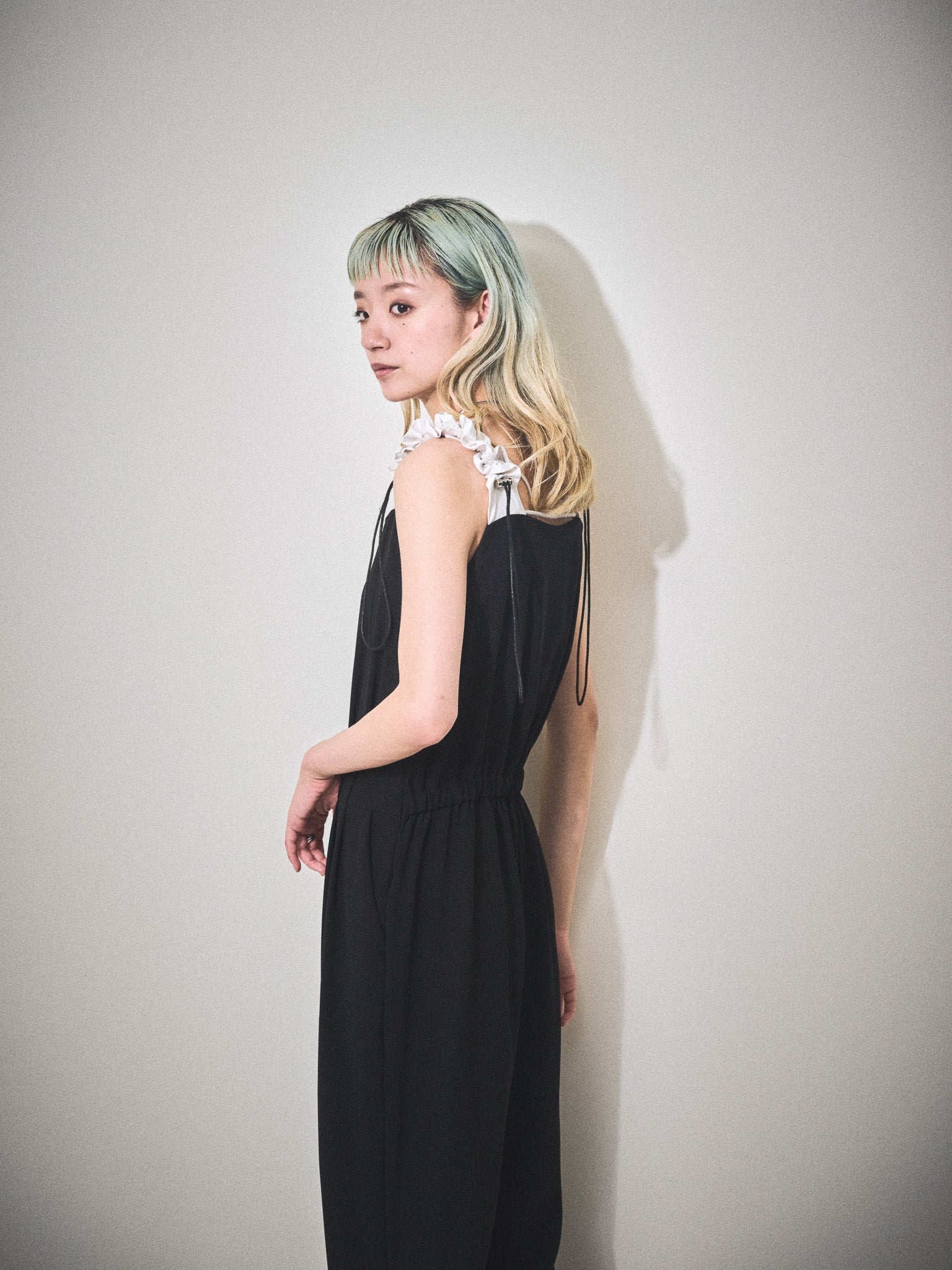 ギャザーストラップオールインワン [601321] black
