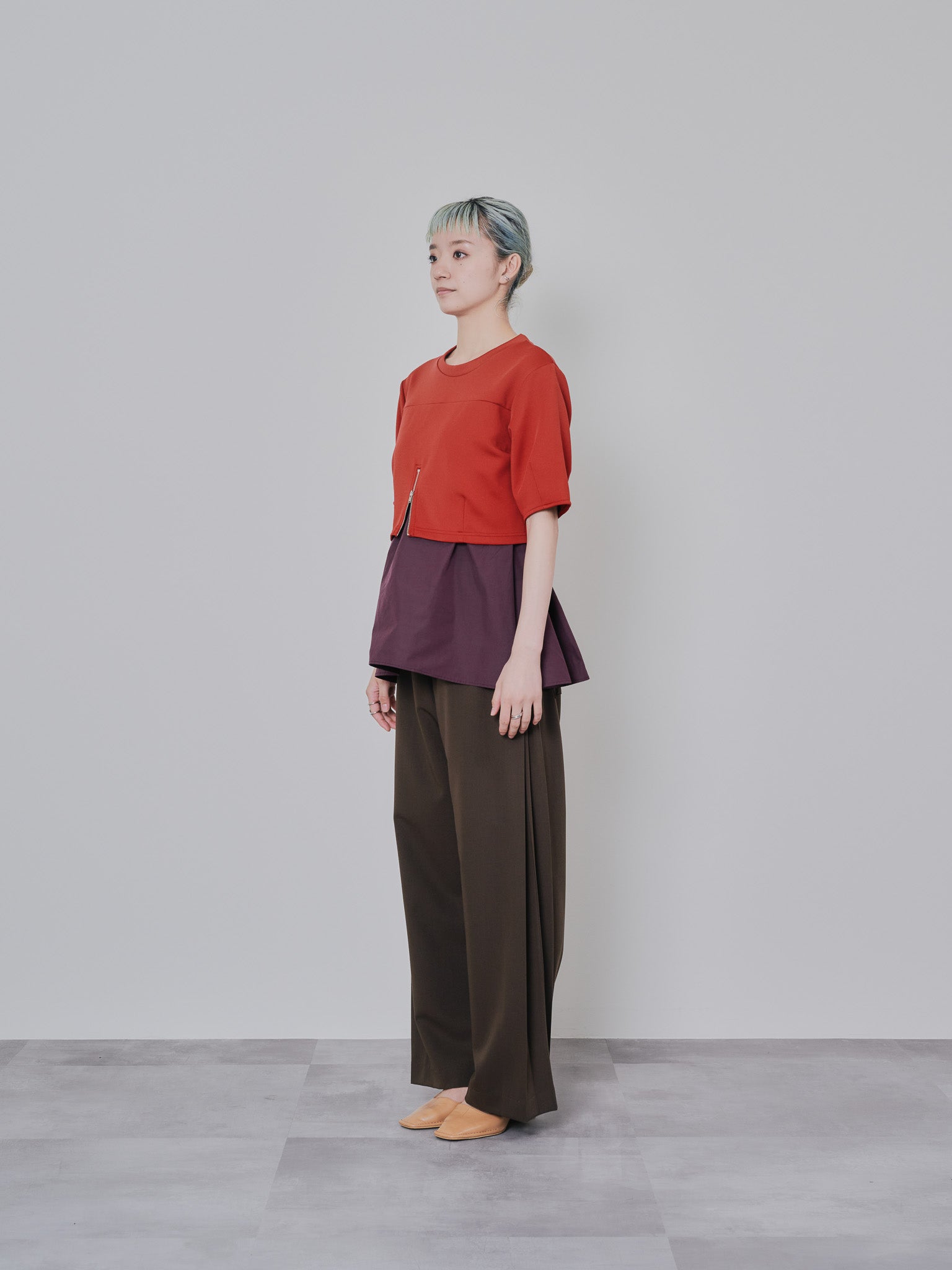 サイドプリーツ配色ステッチパンツ [601375] brown
