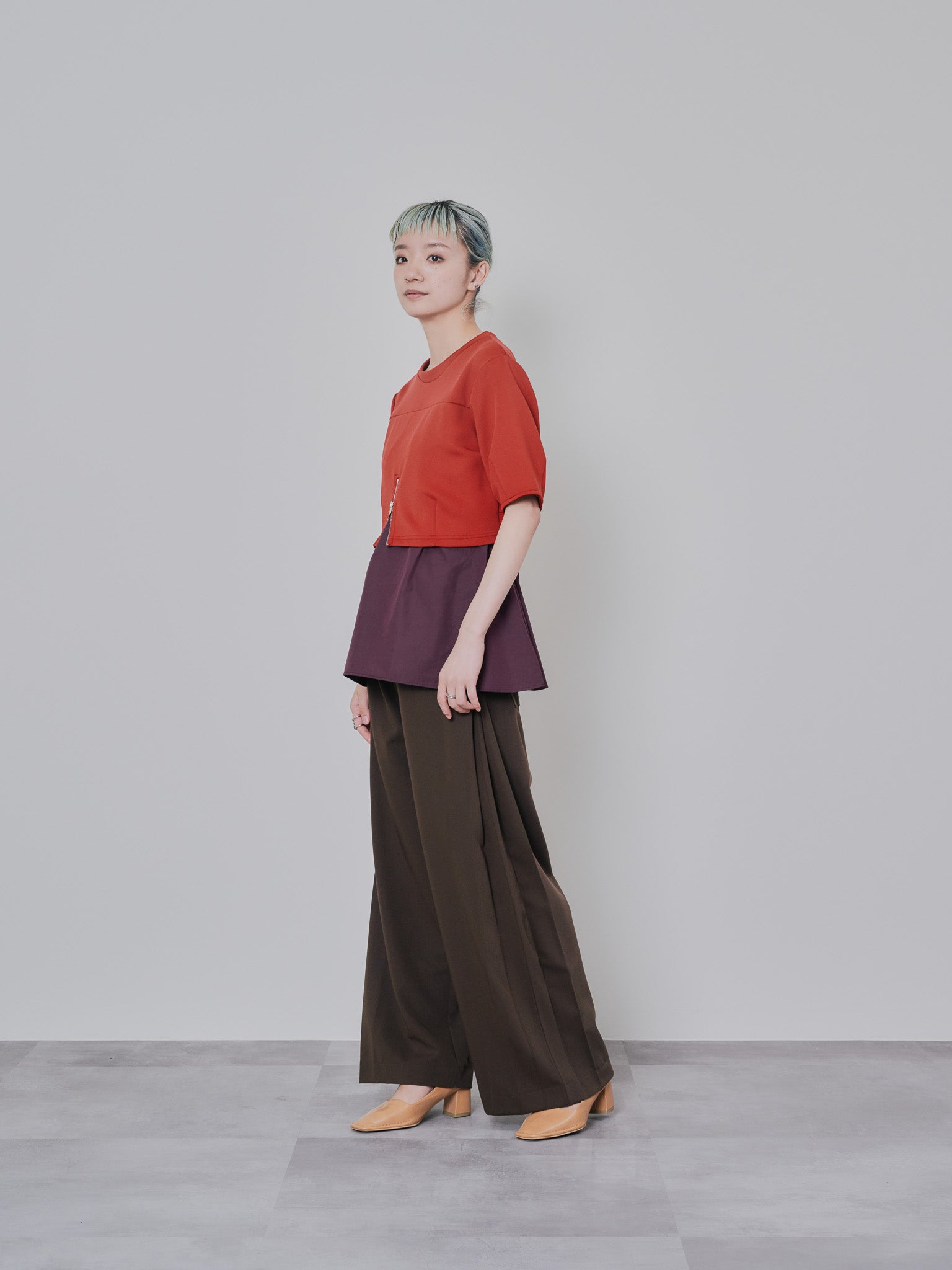 サイドプリーツ配色ステッチパンツ [601375] brown