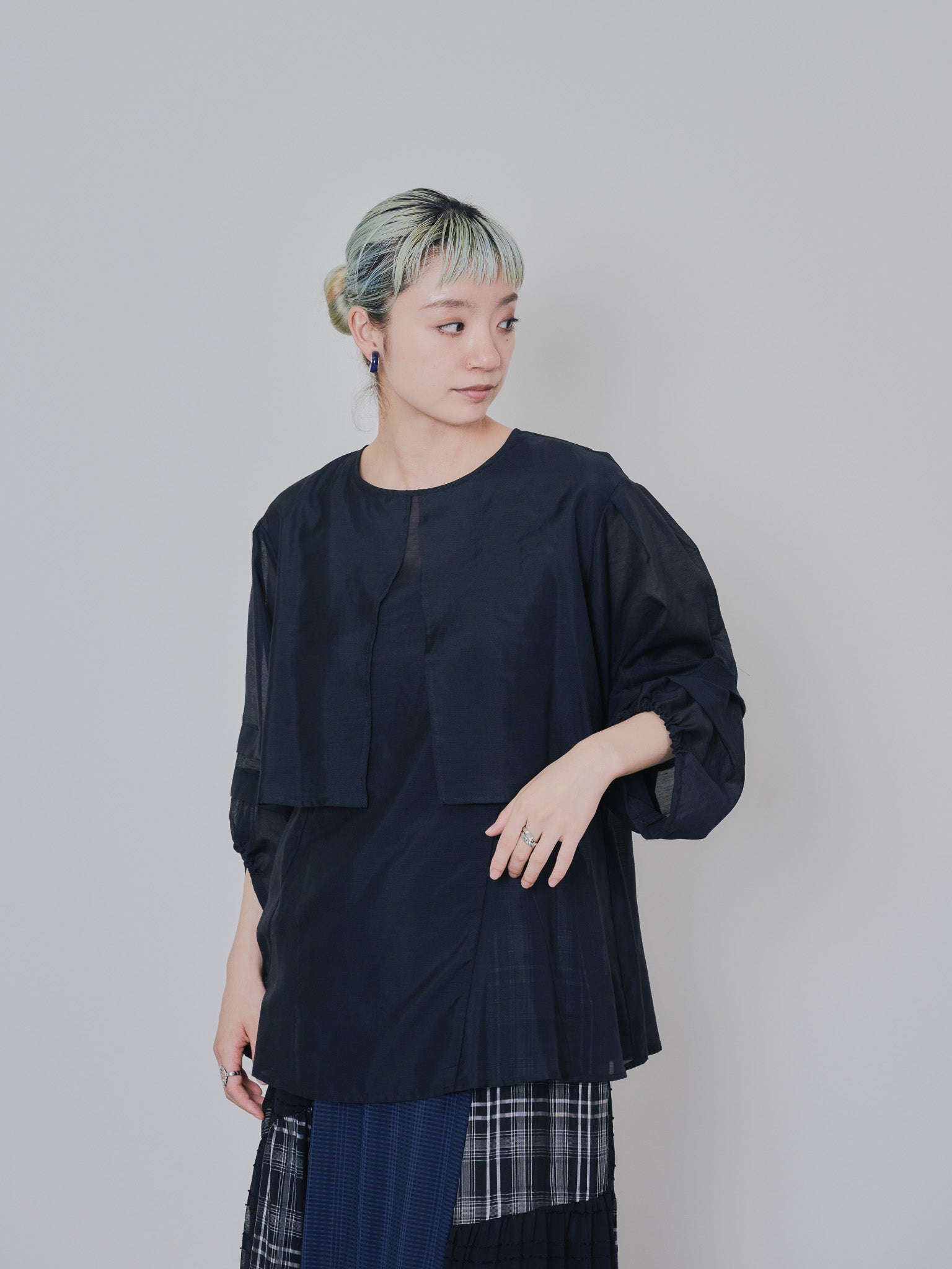 ケープライクシアーチュニックブラウス [603329] black