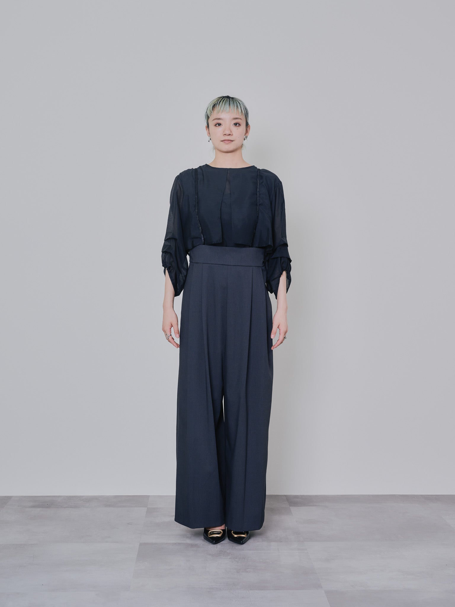ベロアサスペンダー付パンツ [603332] charcoal