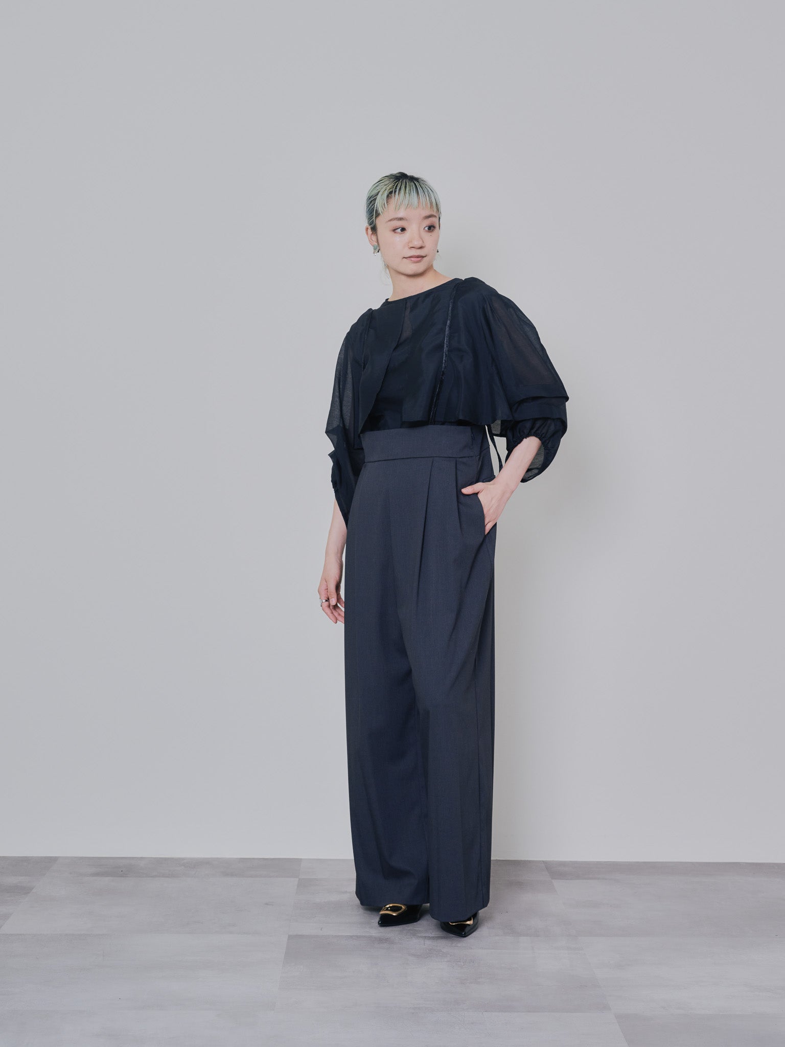 ケープライクシアーチュニックブラウス [603329] black