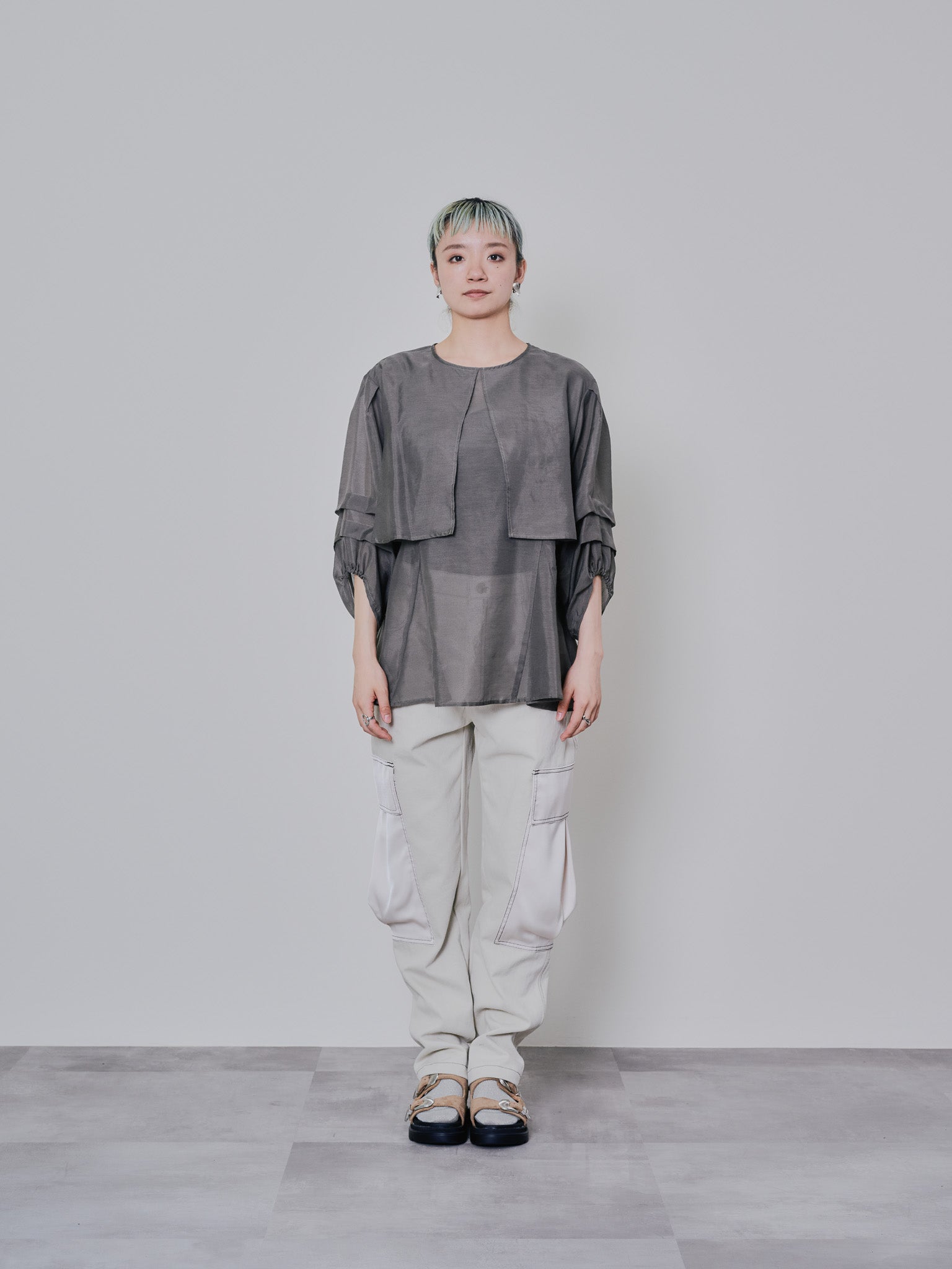 ケープライクシアーチュニックブラウス [603329] khaki