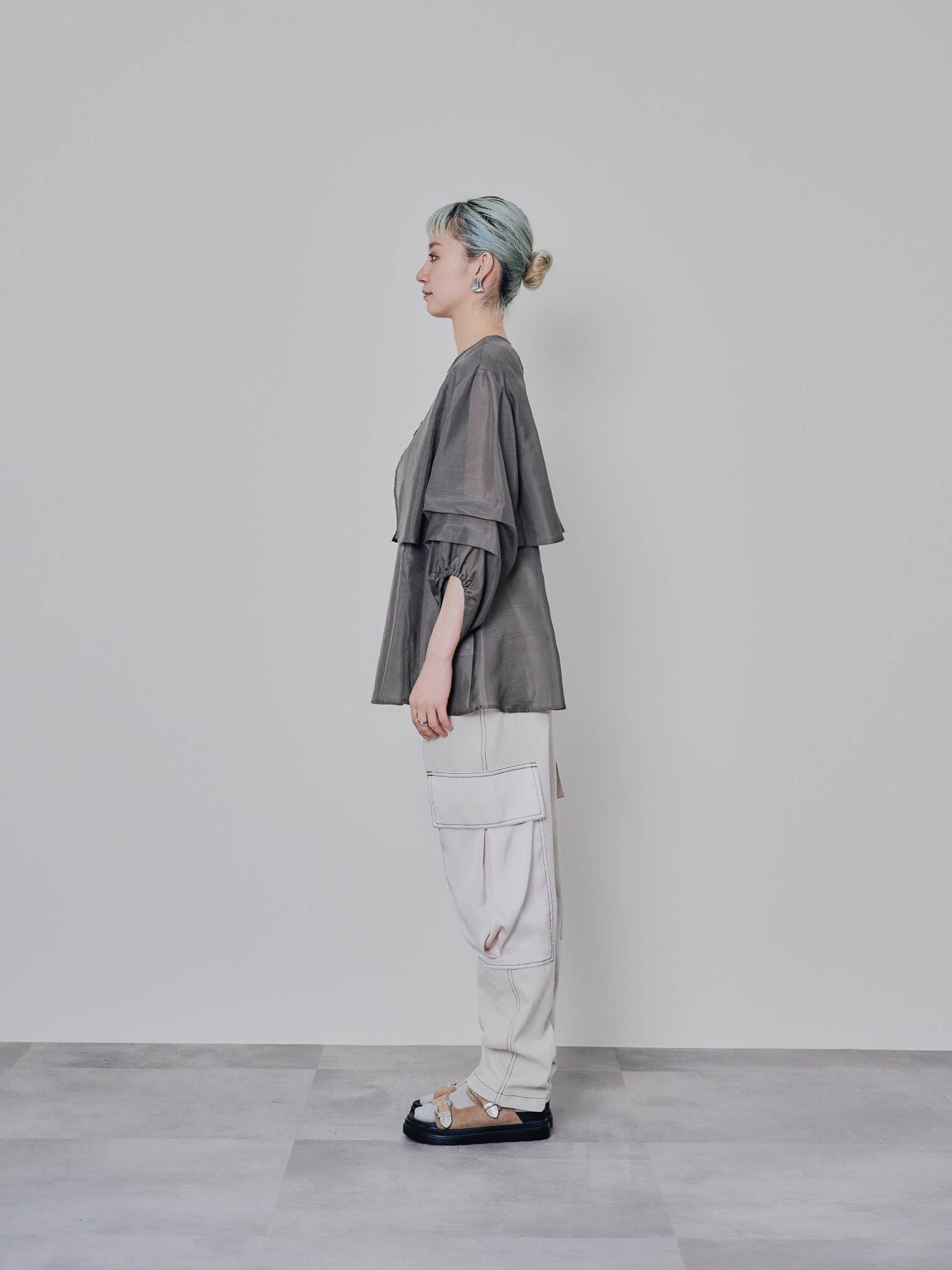 ケープライクシアーチュニックブラウス [603329] khaki