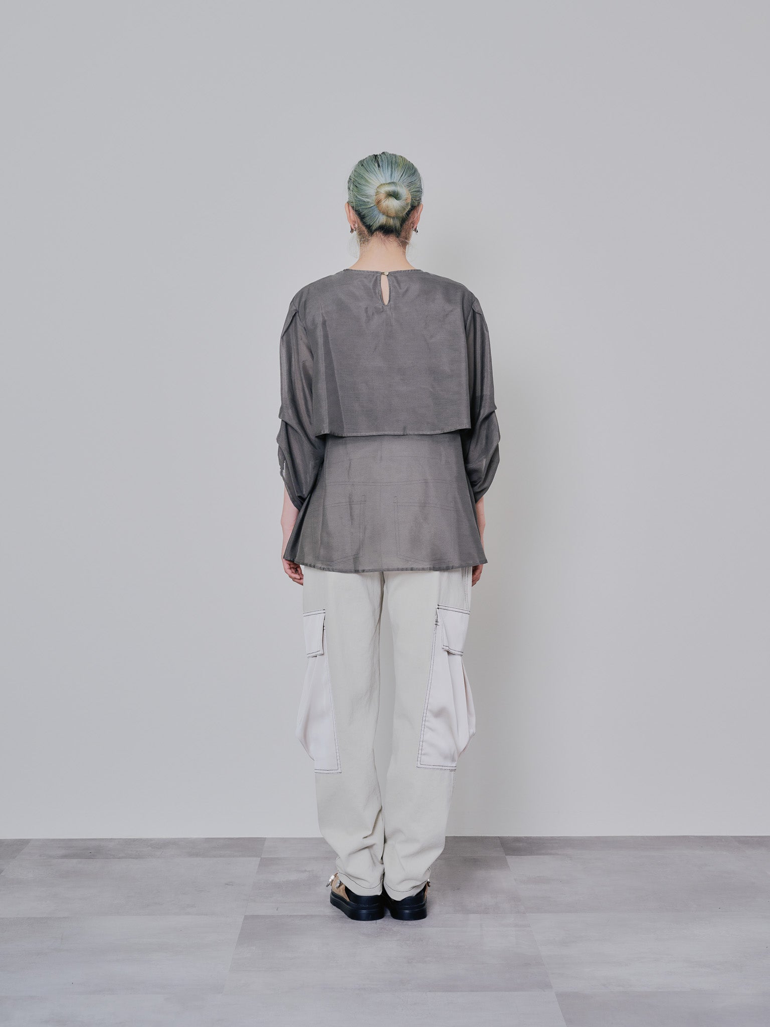 ケープライクシアーチュニックブラウス [603329] khaki
