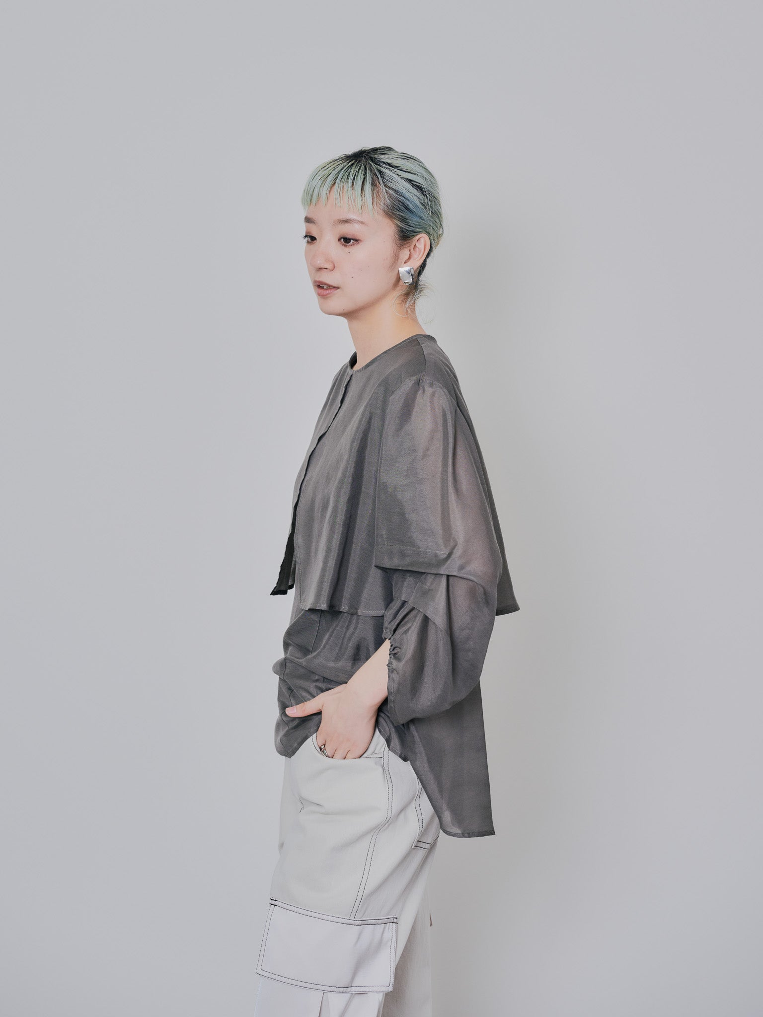 ケープライクシアーチュニックブラウス [603329] khaki