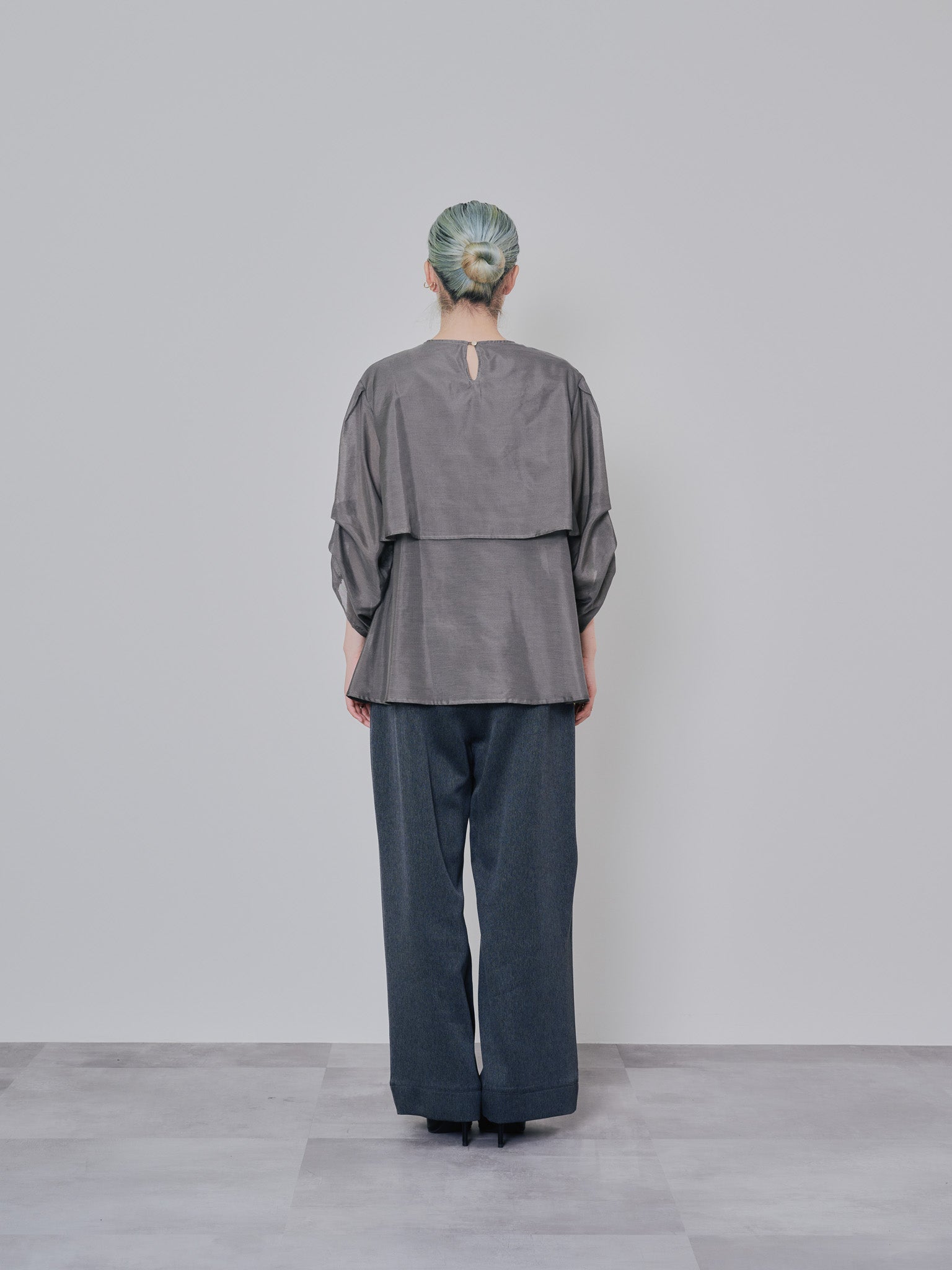 ケープライクシアーチュニックブラウス [603329] khaki