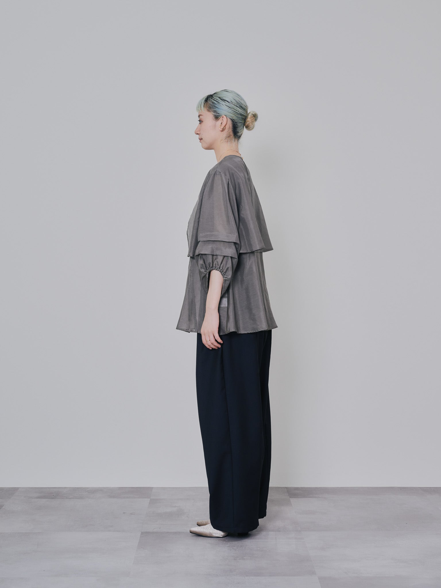 ケープライクシアーチュニックブラウス [603329] khaki