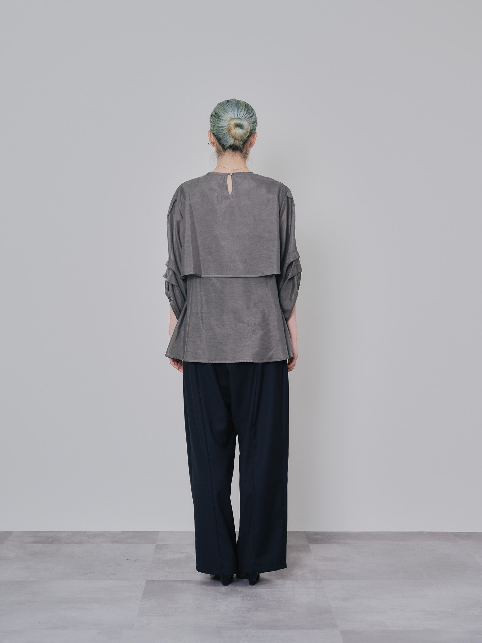 ケープライクシアーチュニックブラウス [603329] khaki