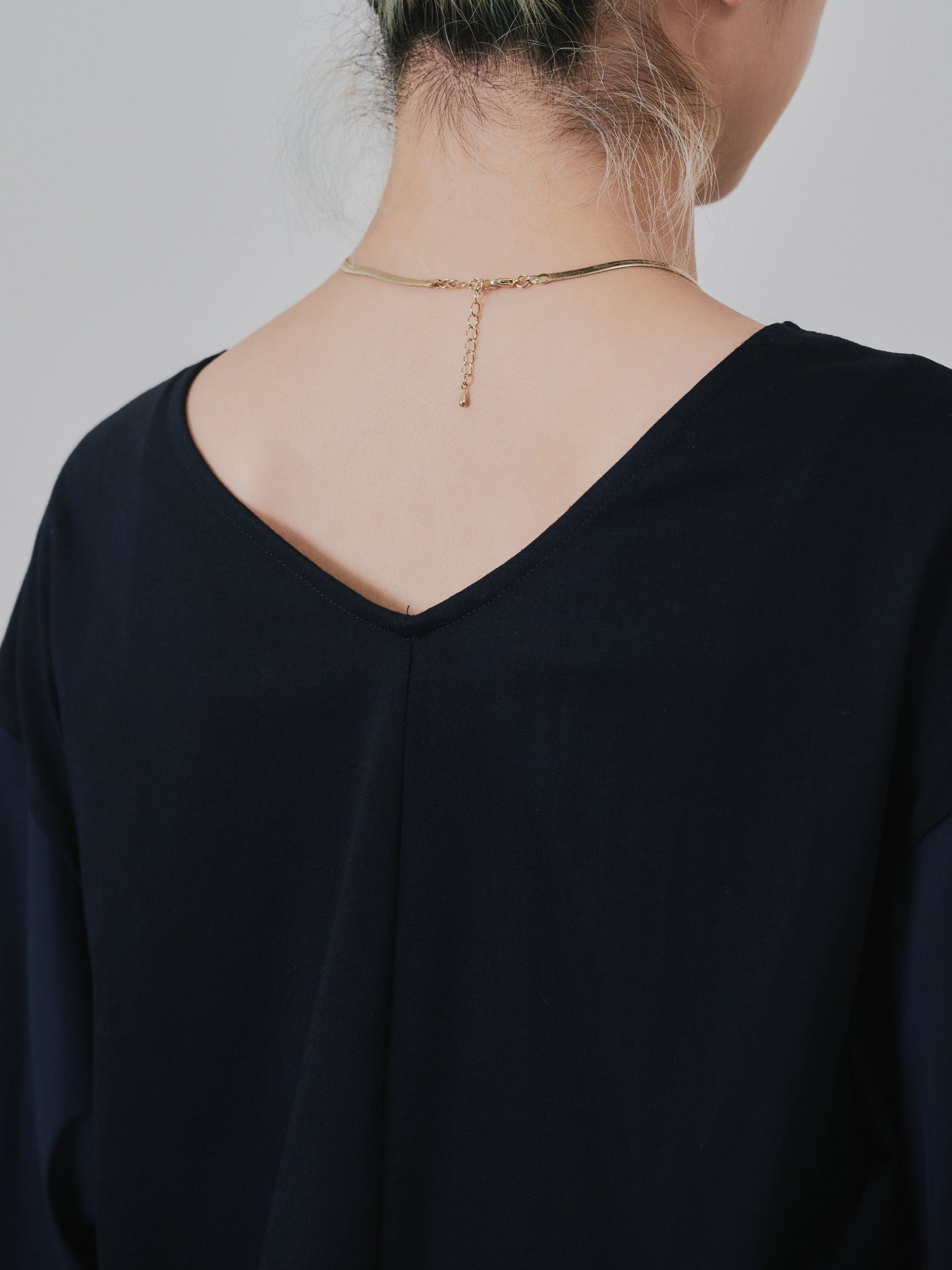 フリルスリーブ配色ステッチヘムシアートップス [603328] black