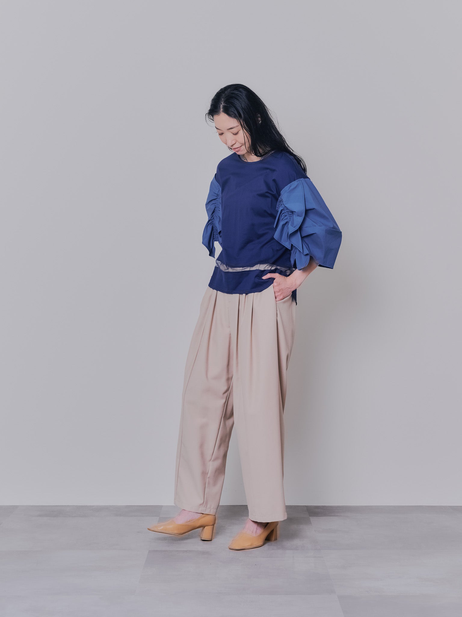 マーベストライクタックボリュームパンツ [601376] beige
