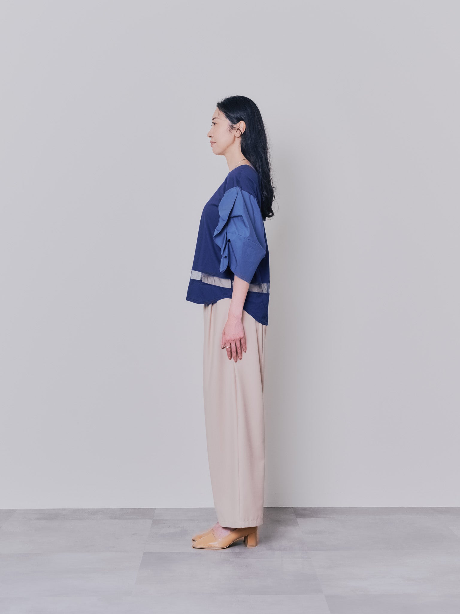 フリルスリーブ配色ステッチヘムシアートップス [603328] navy