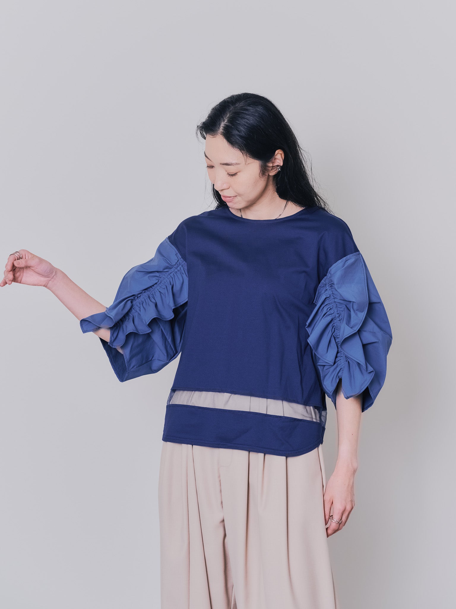 フリルスリーブ配色ステッチヘムシアートップス [603328] navy