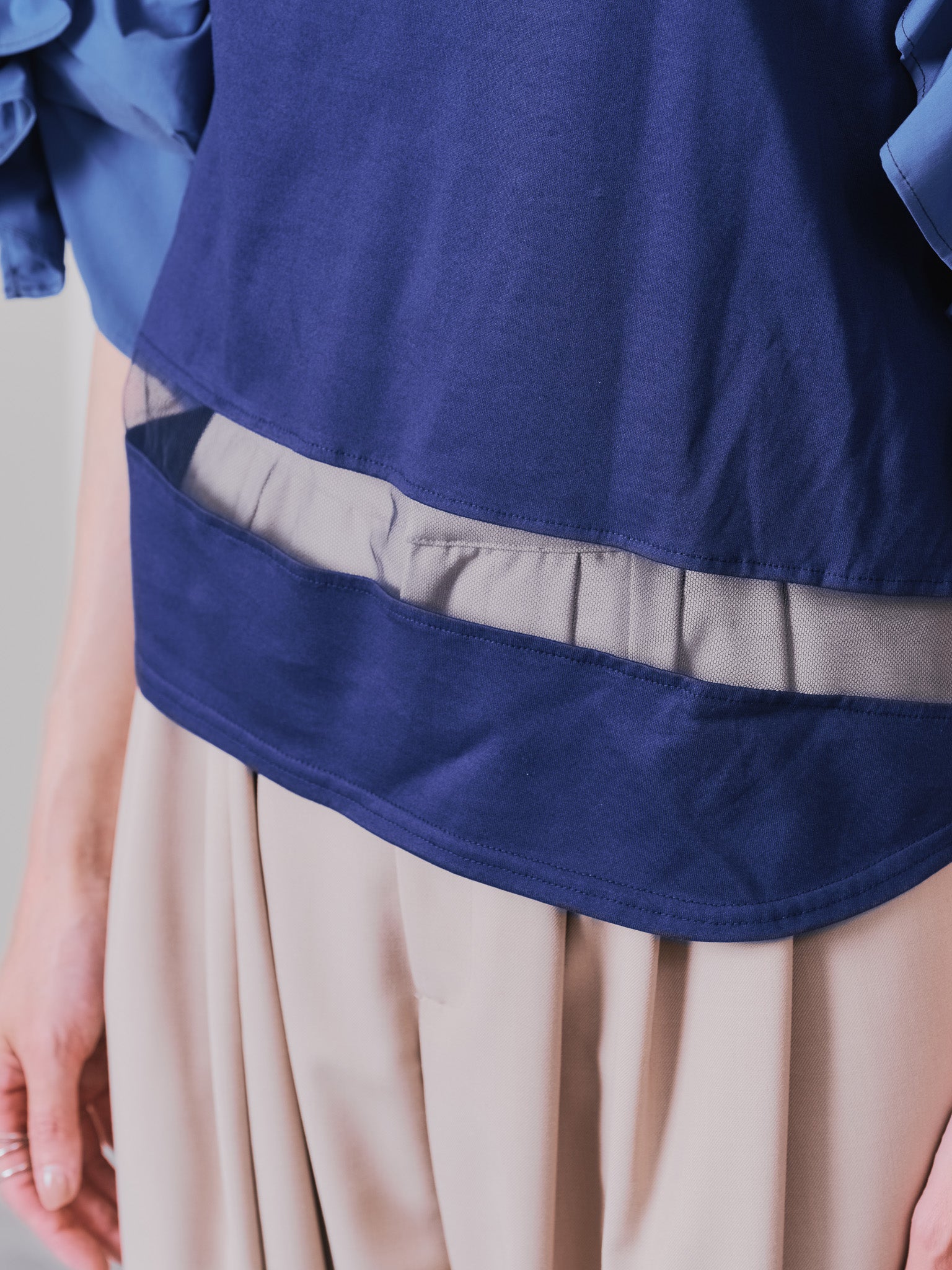 フリルスリーブ配色ステッチヘムシアートップス [603328] navy