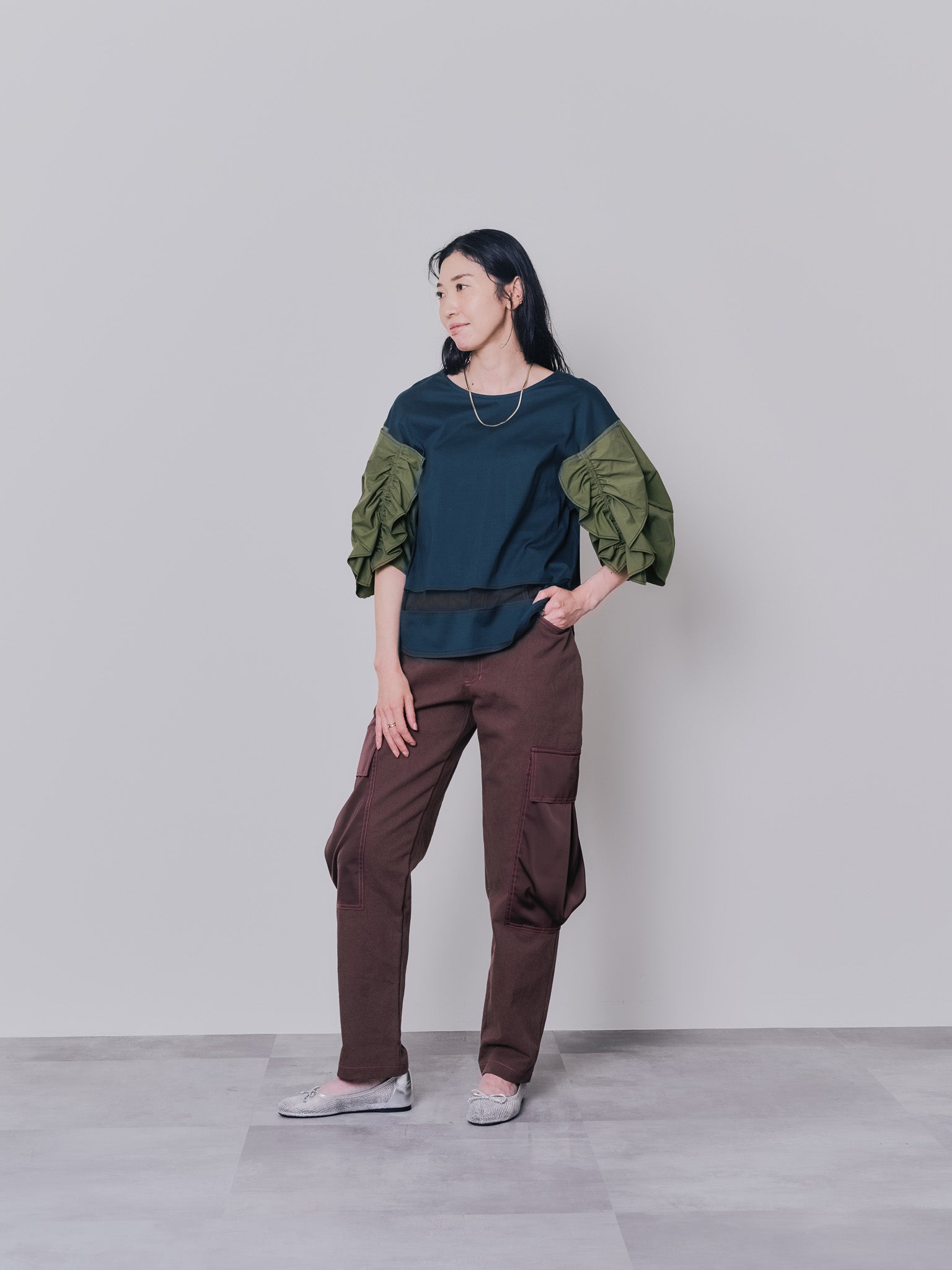 ビックサテンミリタリーポケット配色ステッチパンツ [601359] brown