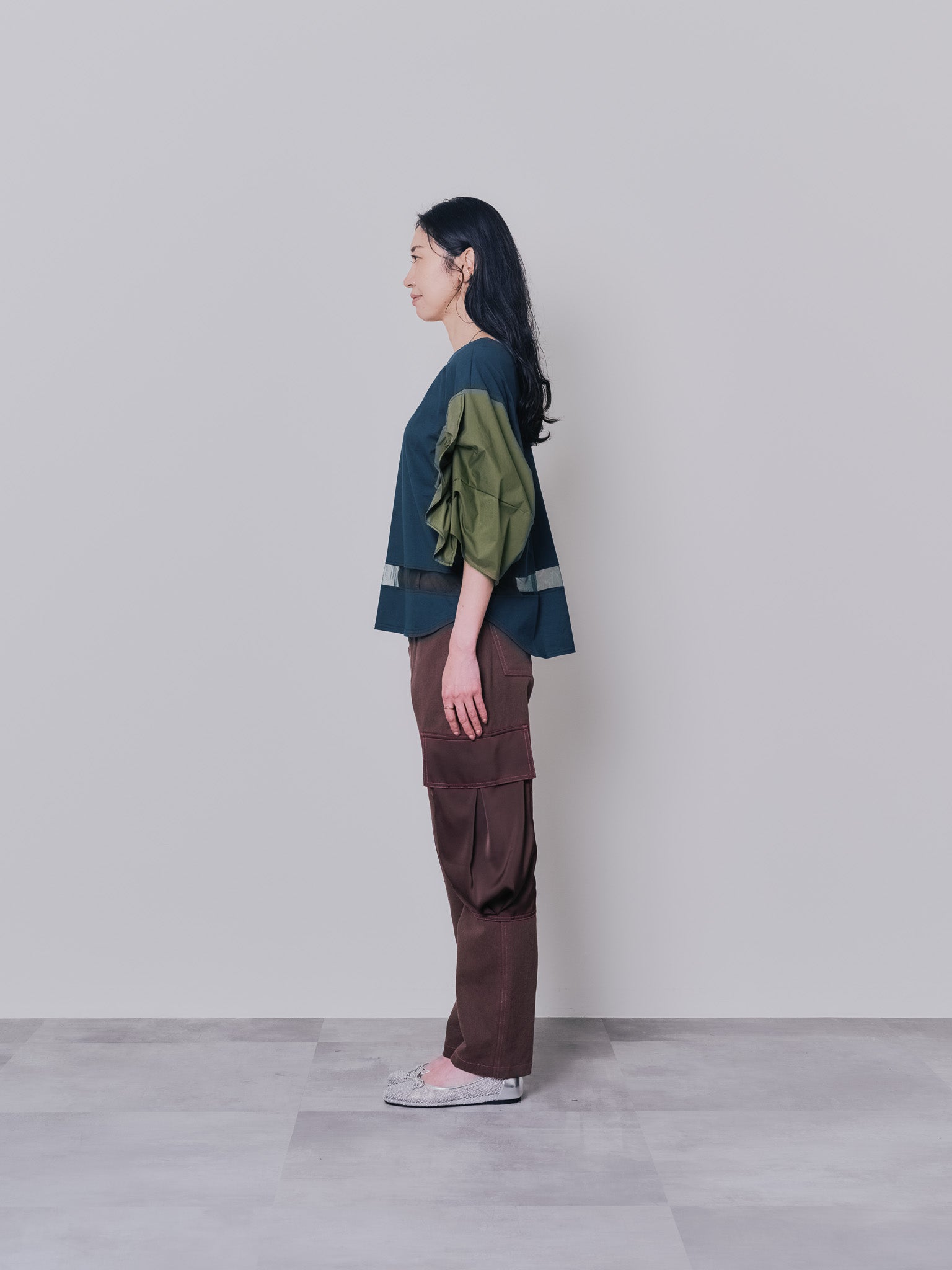 フリルスリーブ配色ステッチヘムシアートップス [603328] dark green