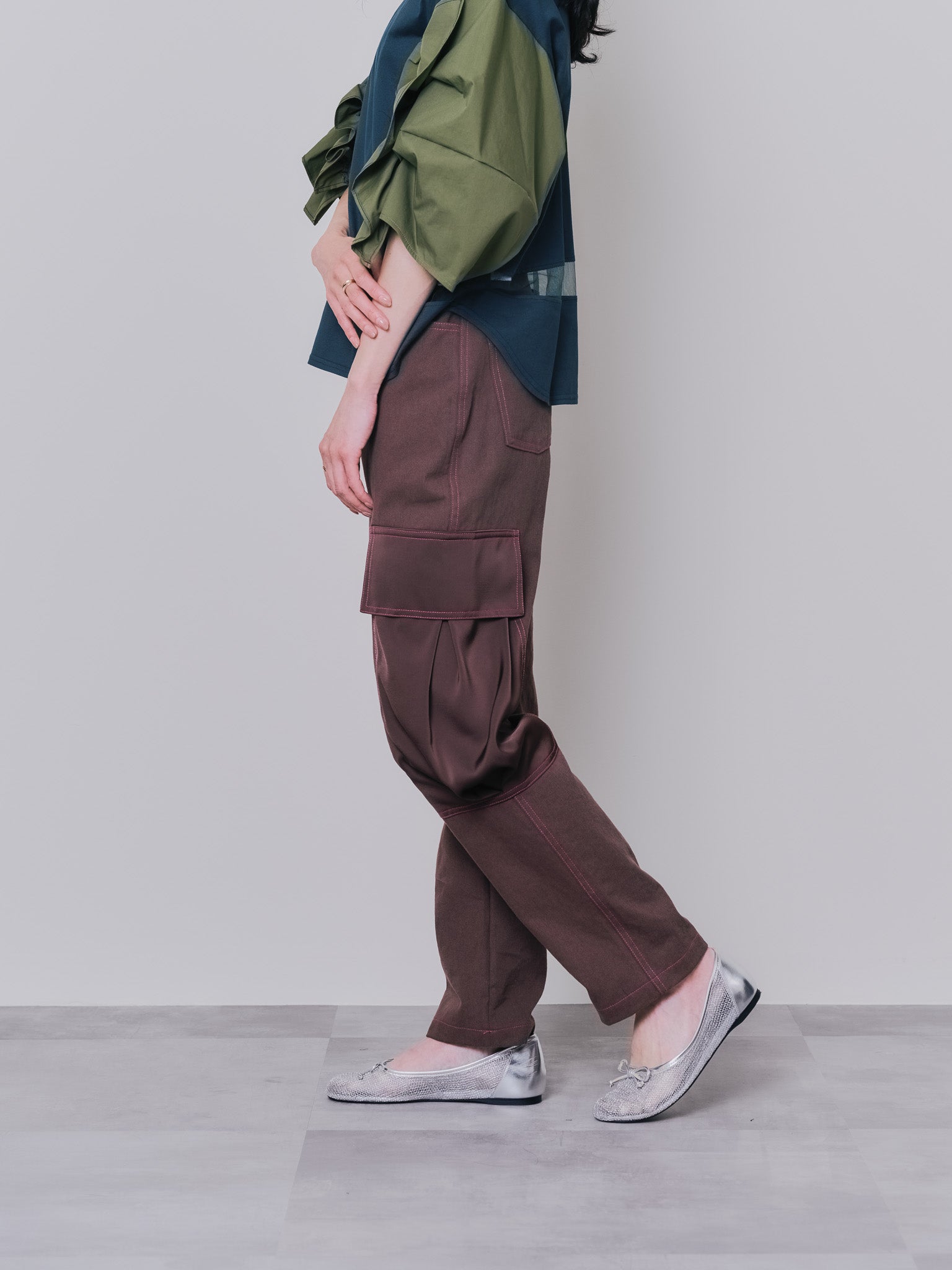ビックサテンミリタリーポケット配色ステッチパンツ [601359] brown